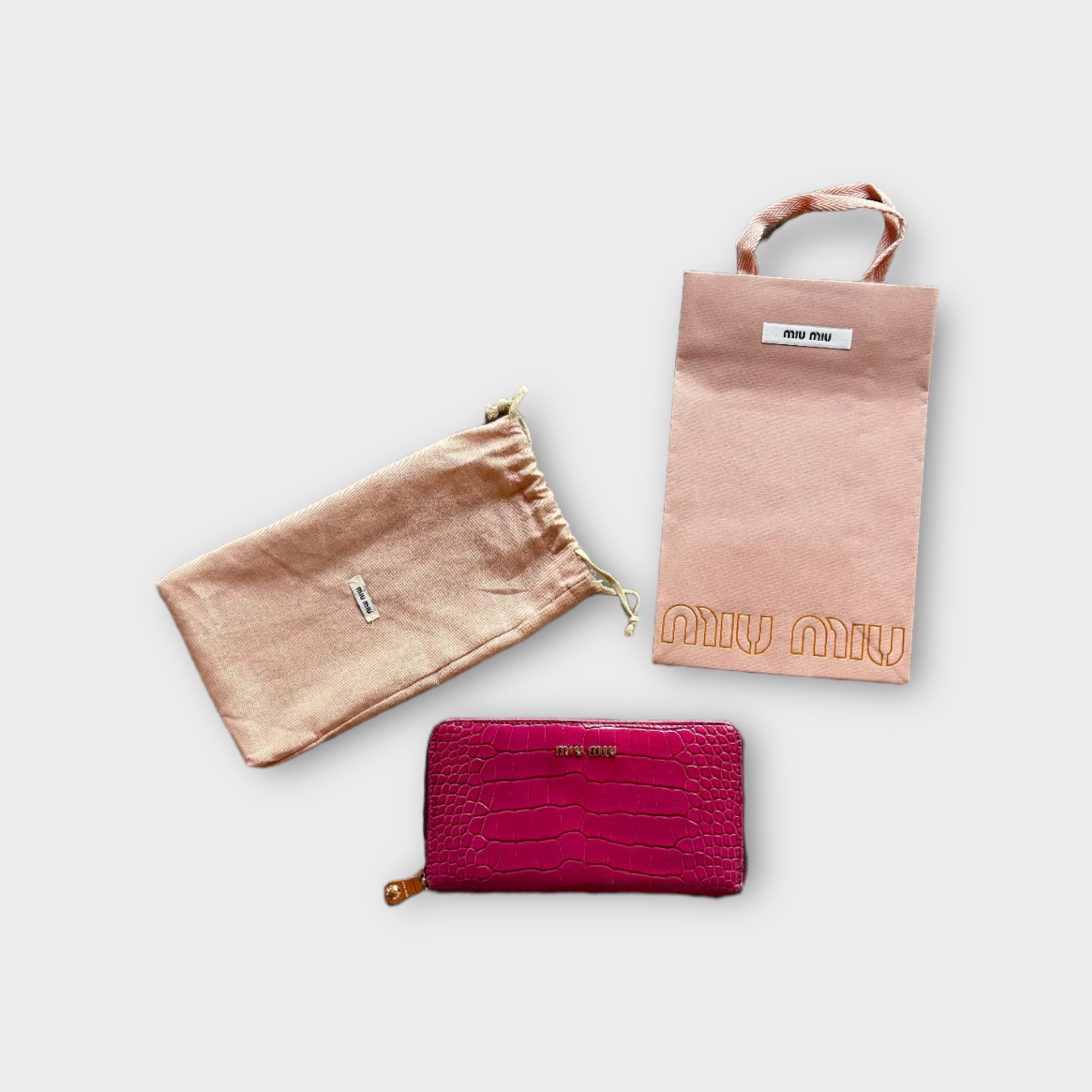 miu miu pink crocodile print wallet – hachi archive