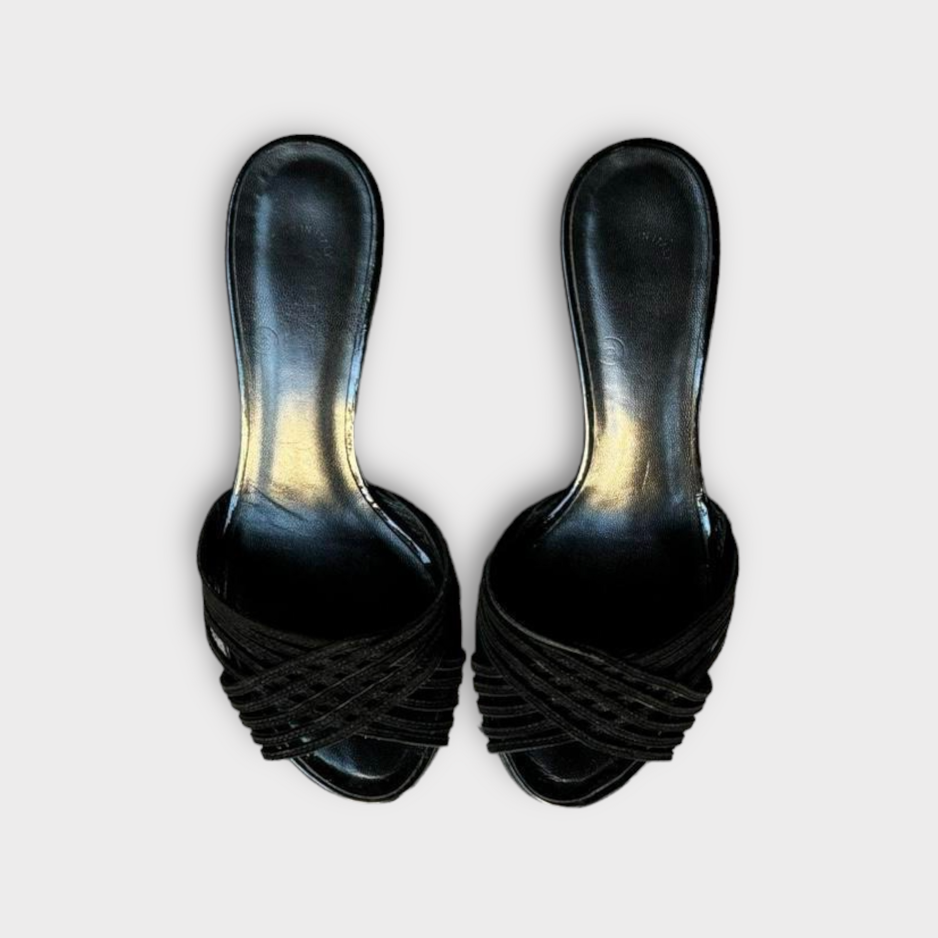 chanel 2000s black kitten heels – hachi archive