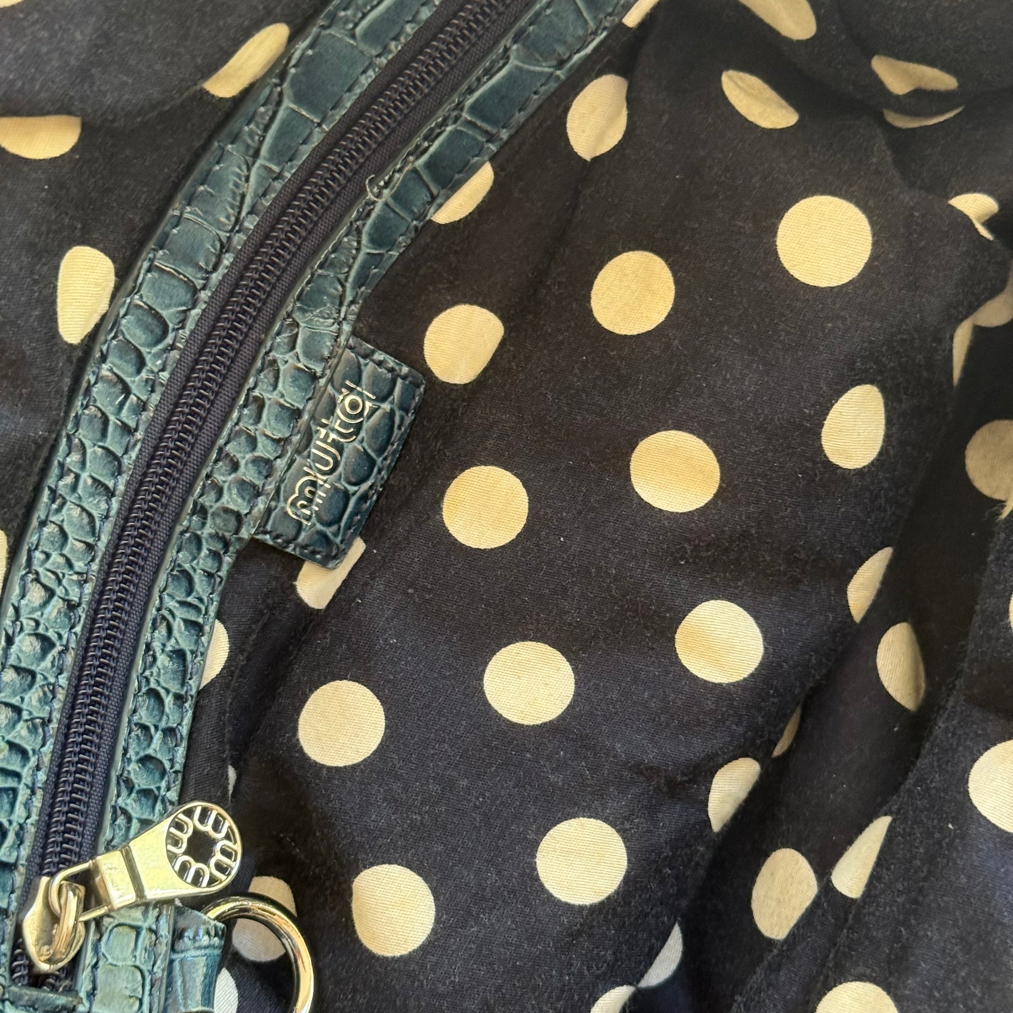 muta black 8 bag