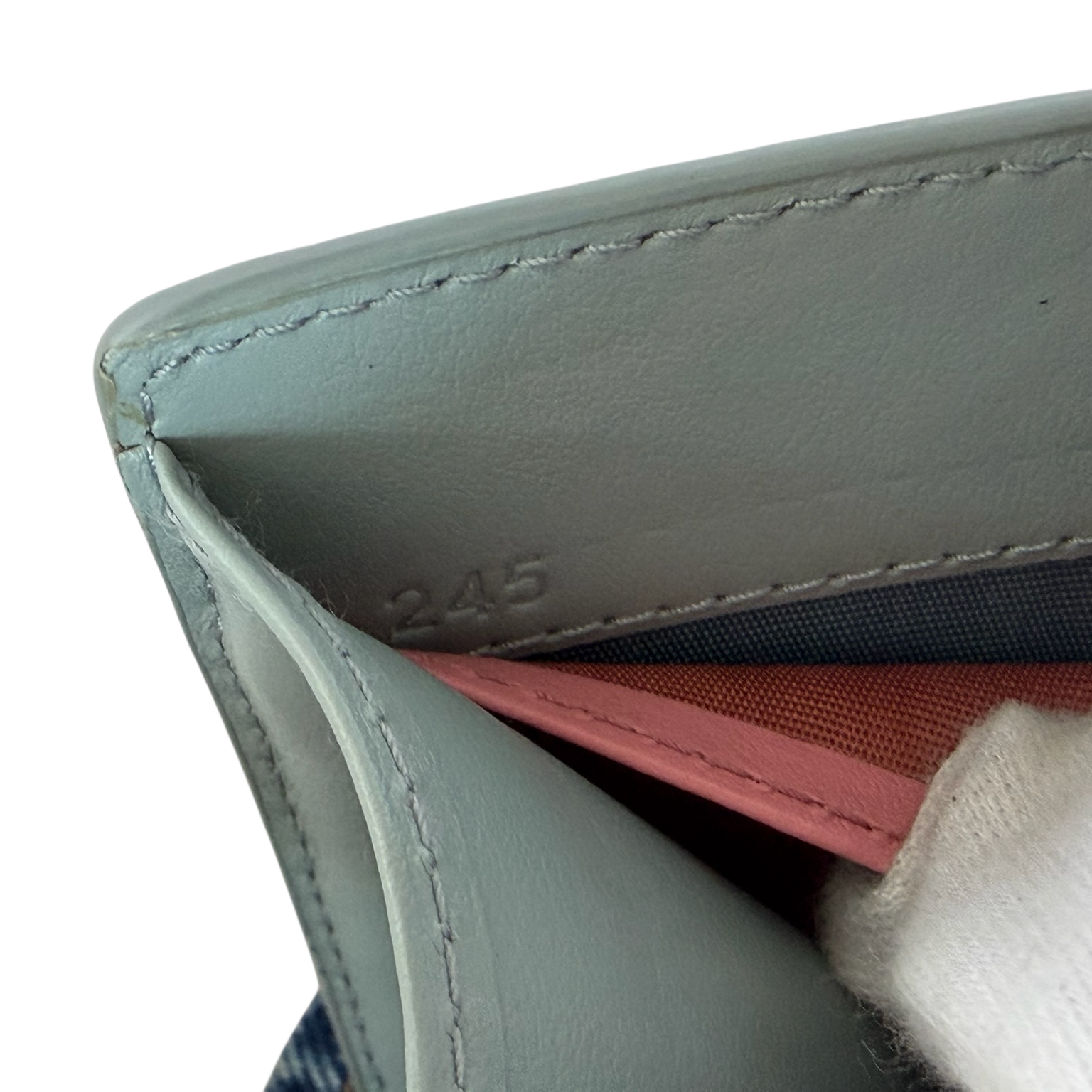 miu miu blue heart wallet