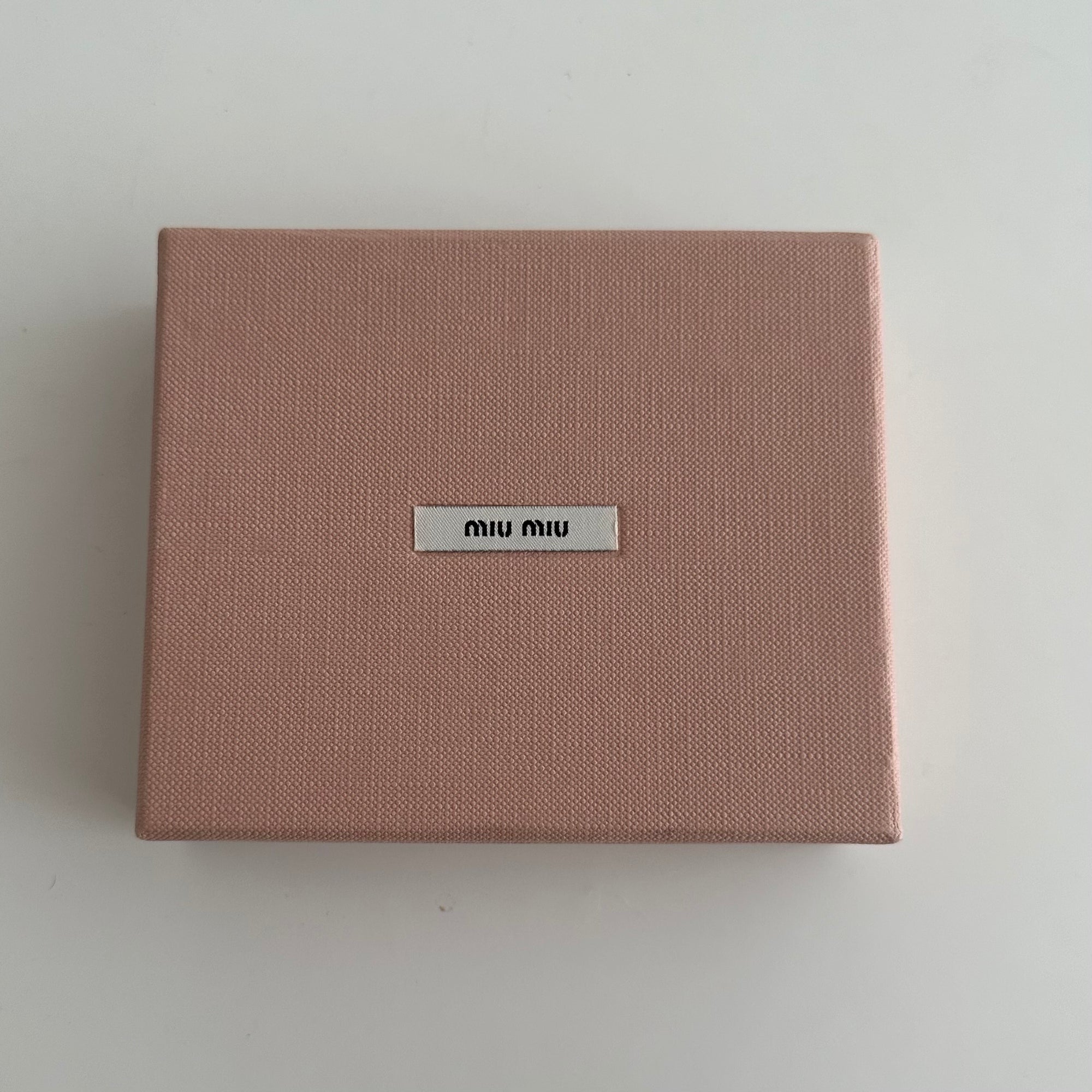 miu miu pink crocodile cardholder