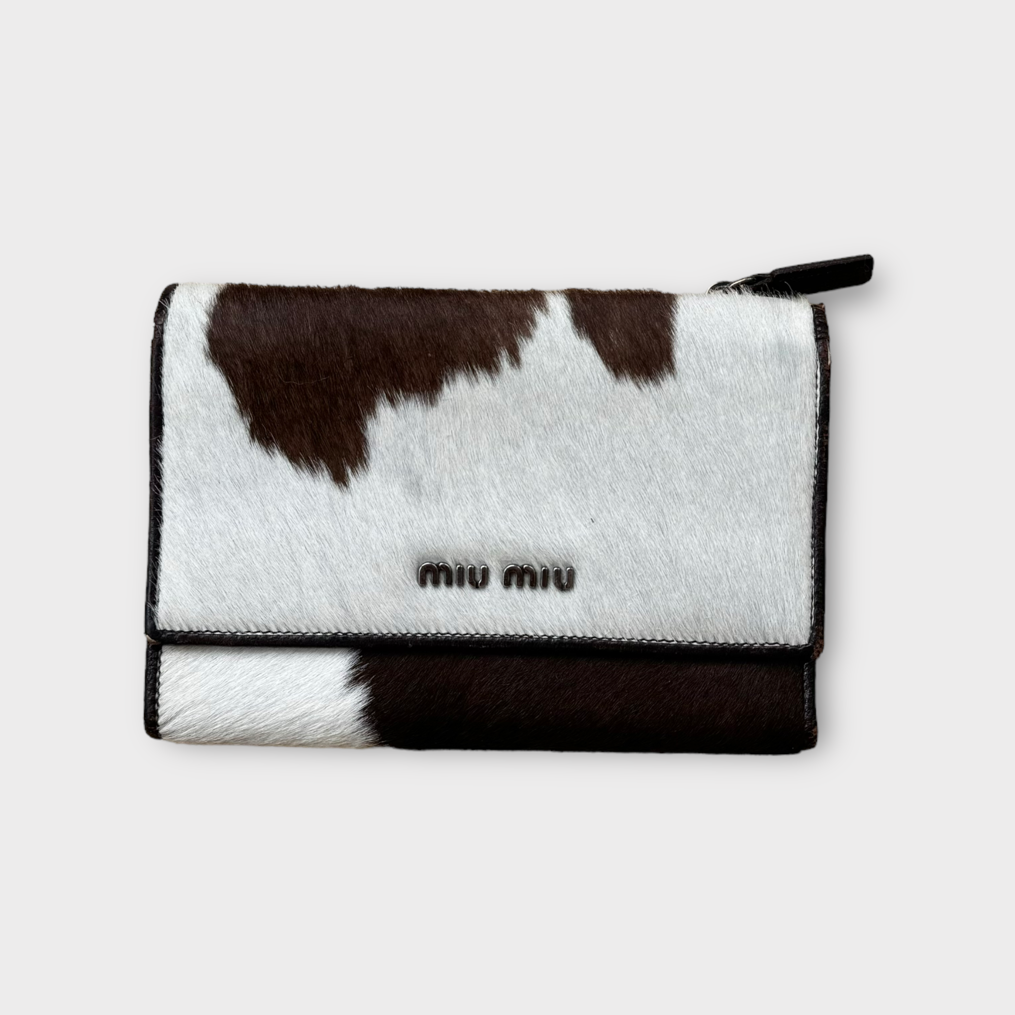 miu miu 2000s cow wallet