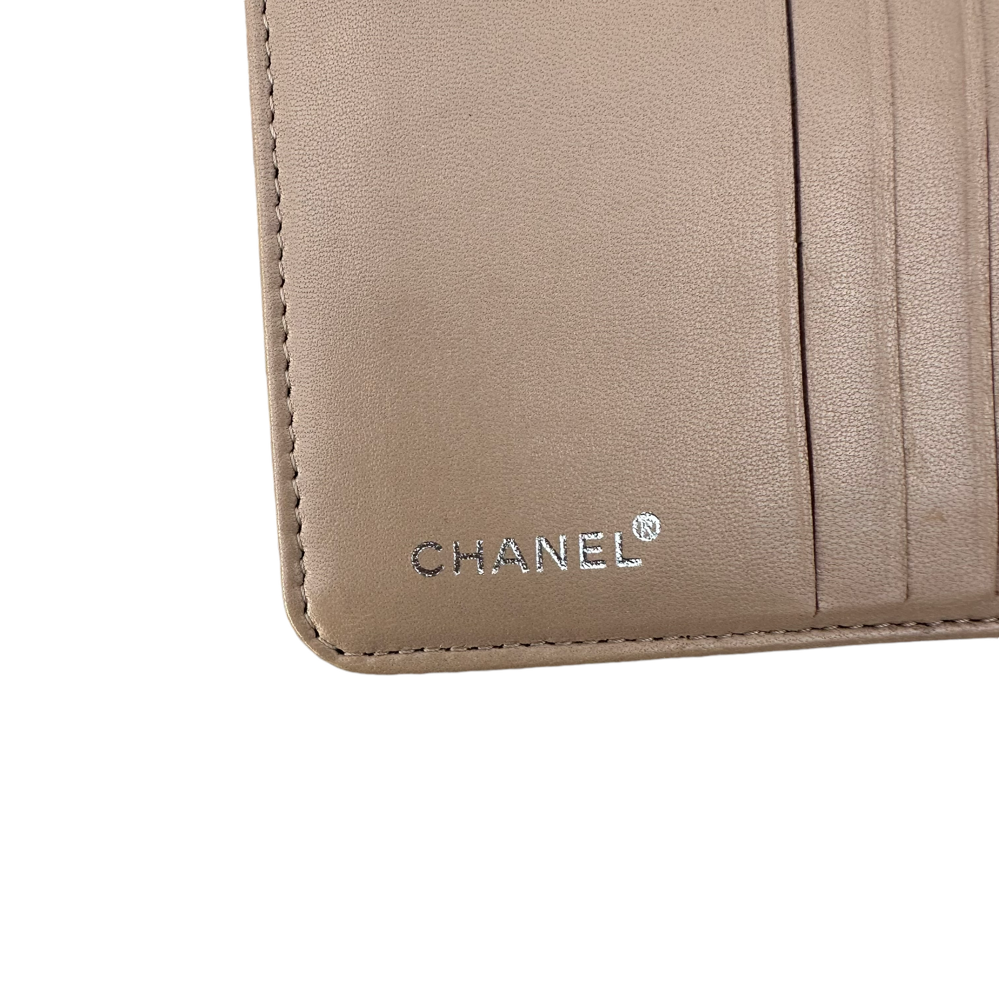 chanel 2000s beige wallet