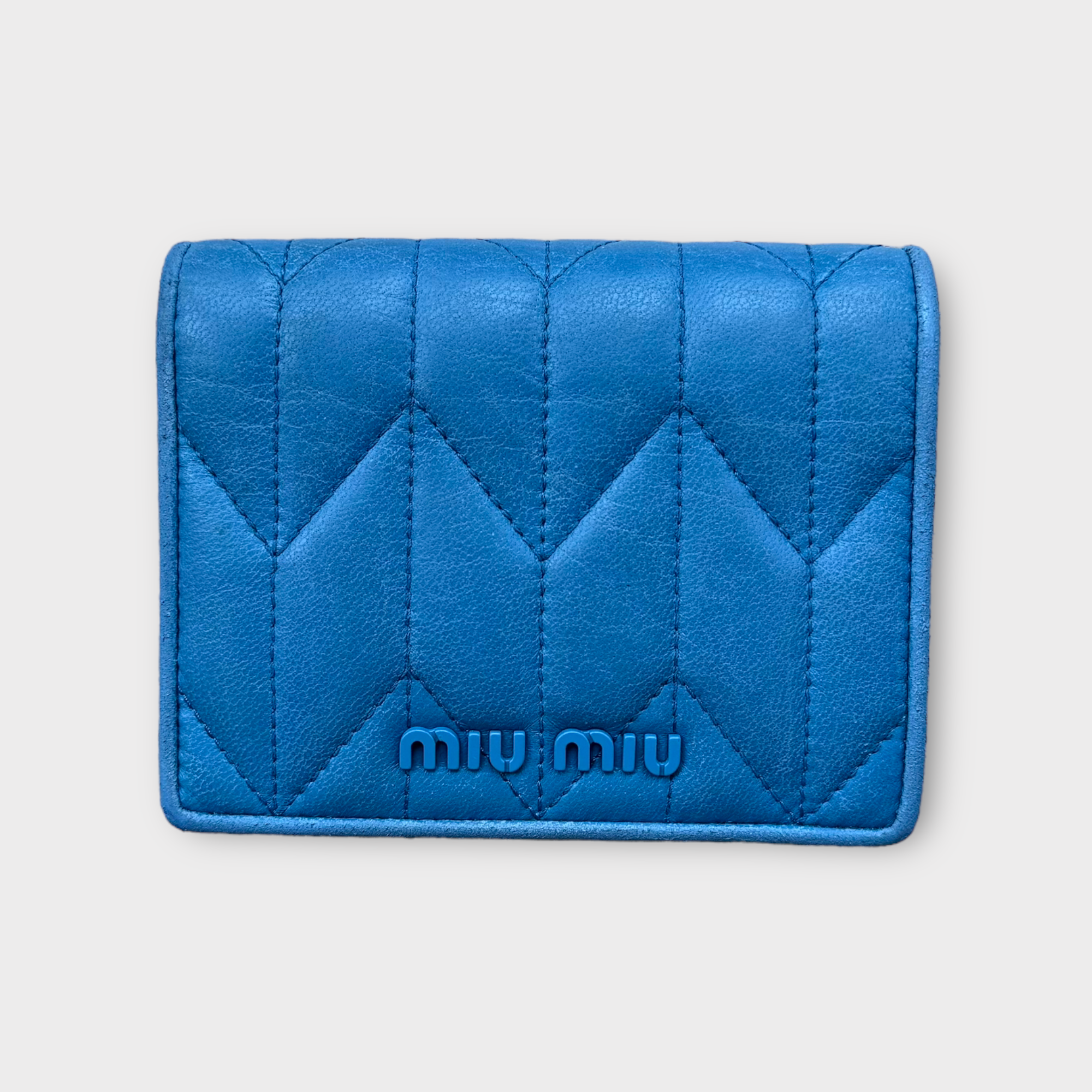 miu miu blue wallet