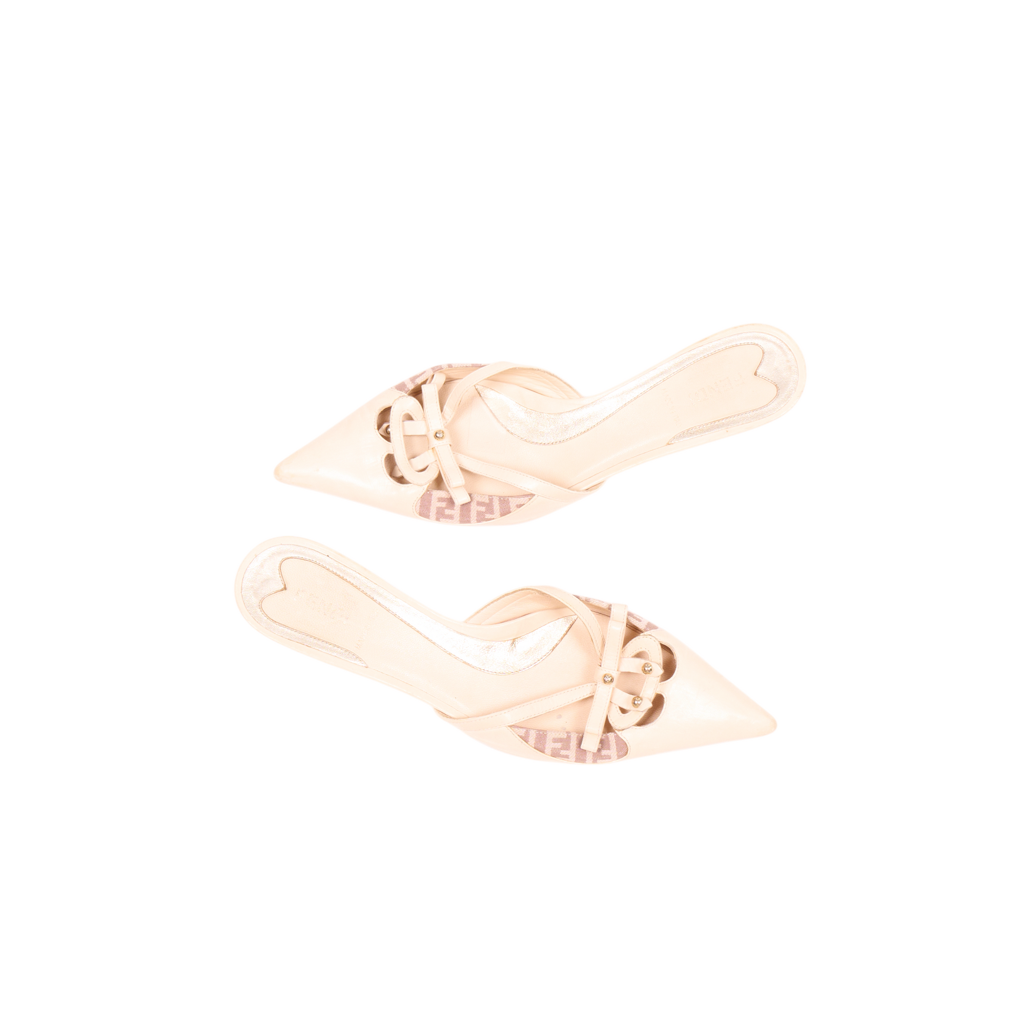 fendi 2000s cream kitten heels