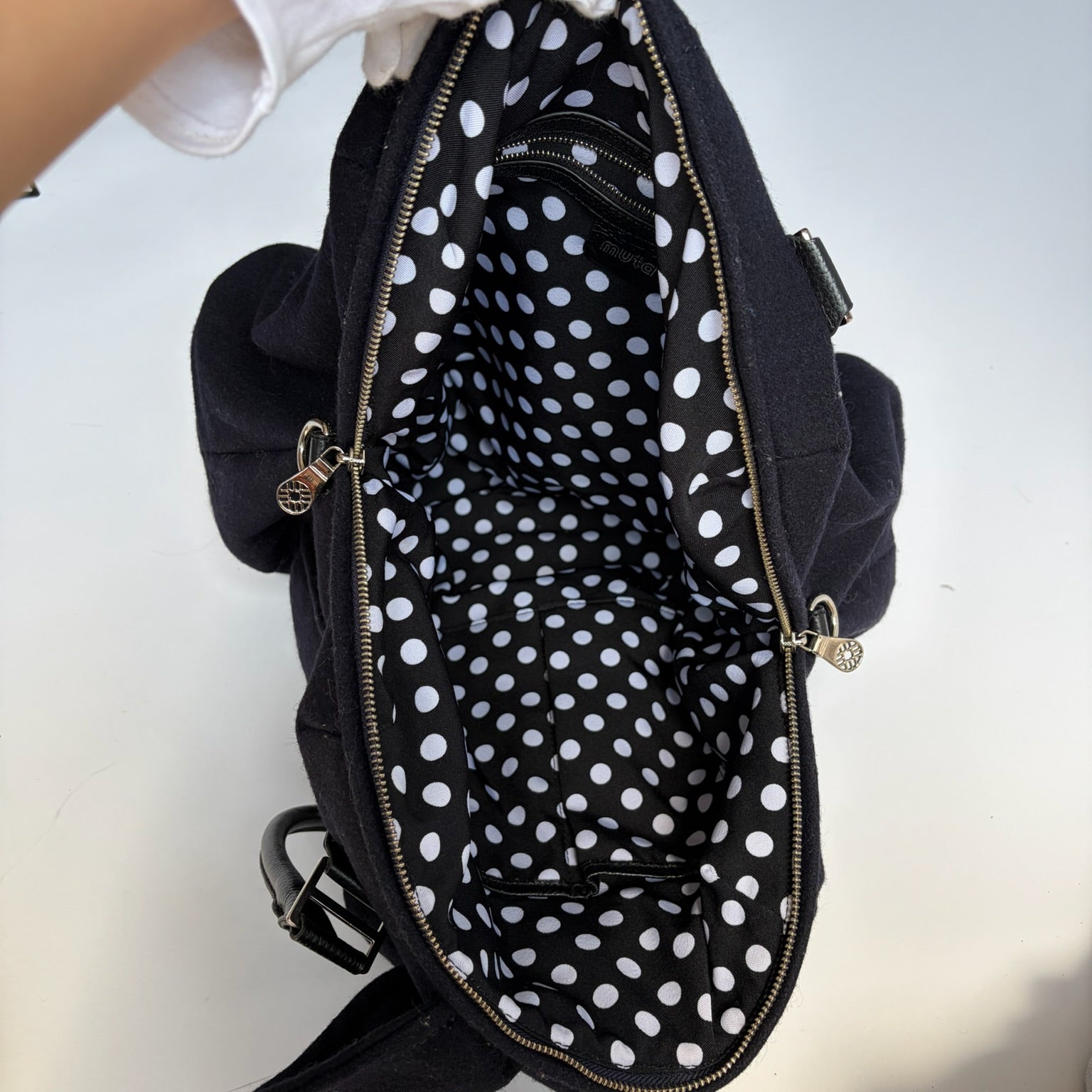 muta navy 8 bag
