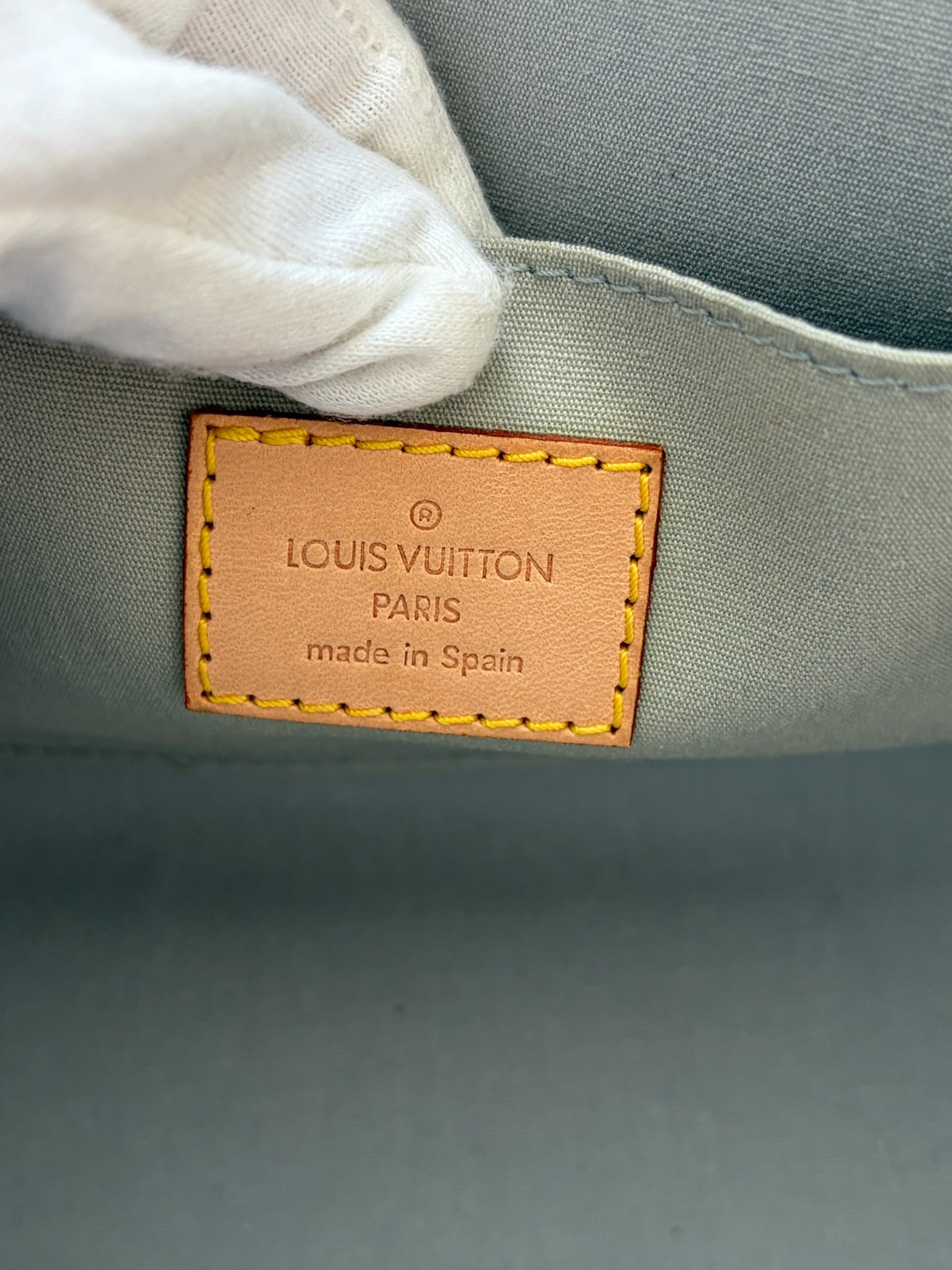 louis vuitton 2000s yellow vernis bag