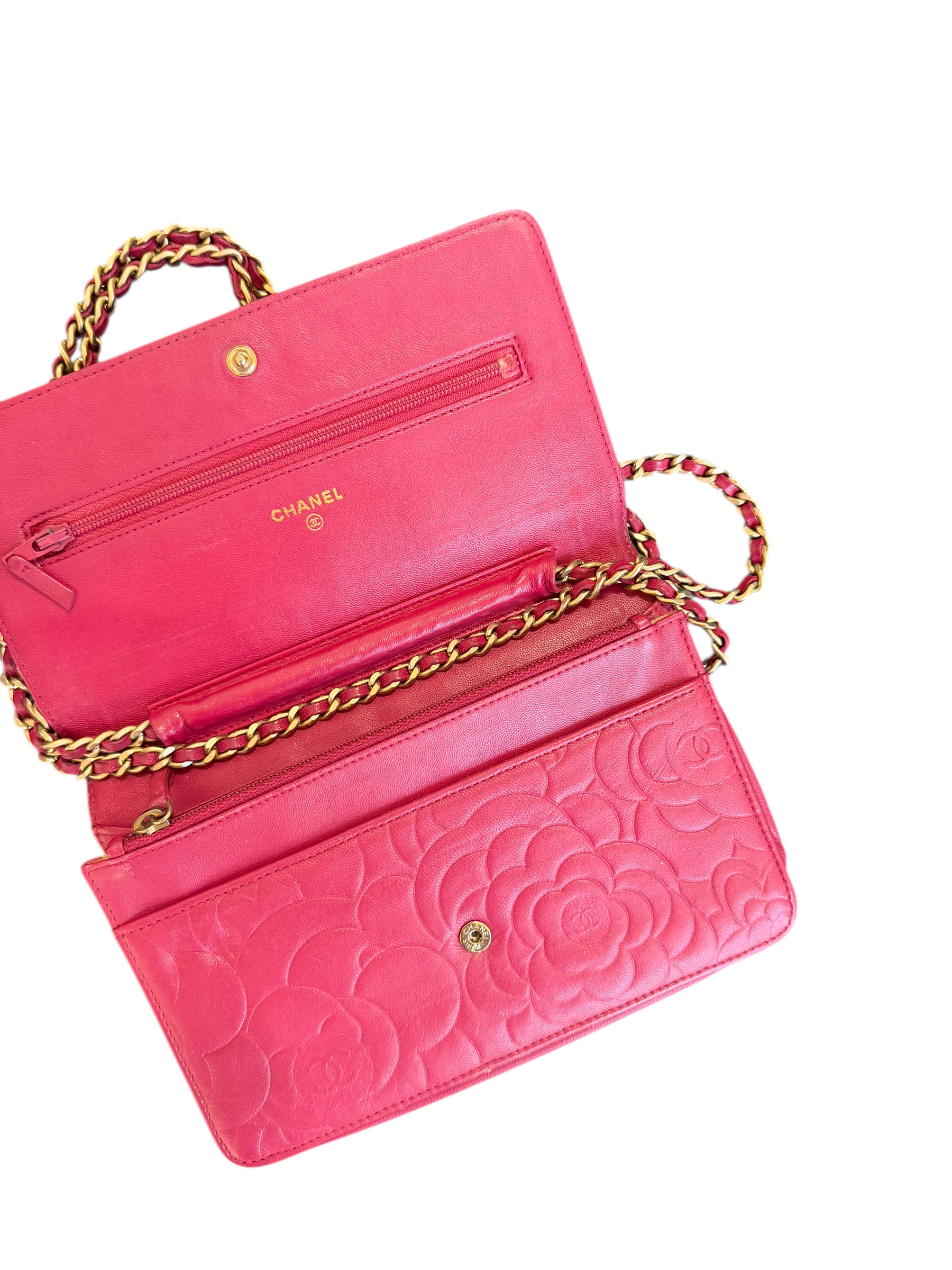 chanel 2000s pink camellia wallet on chain bag