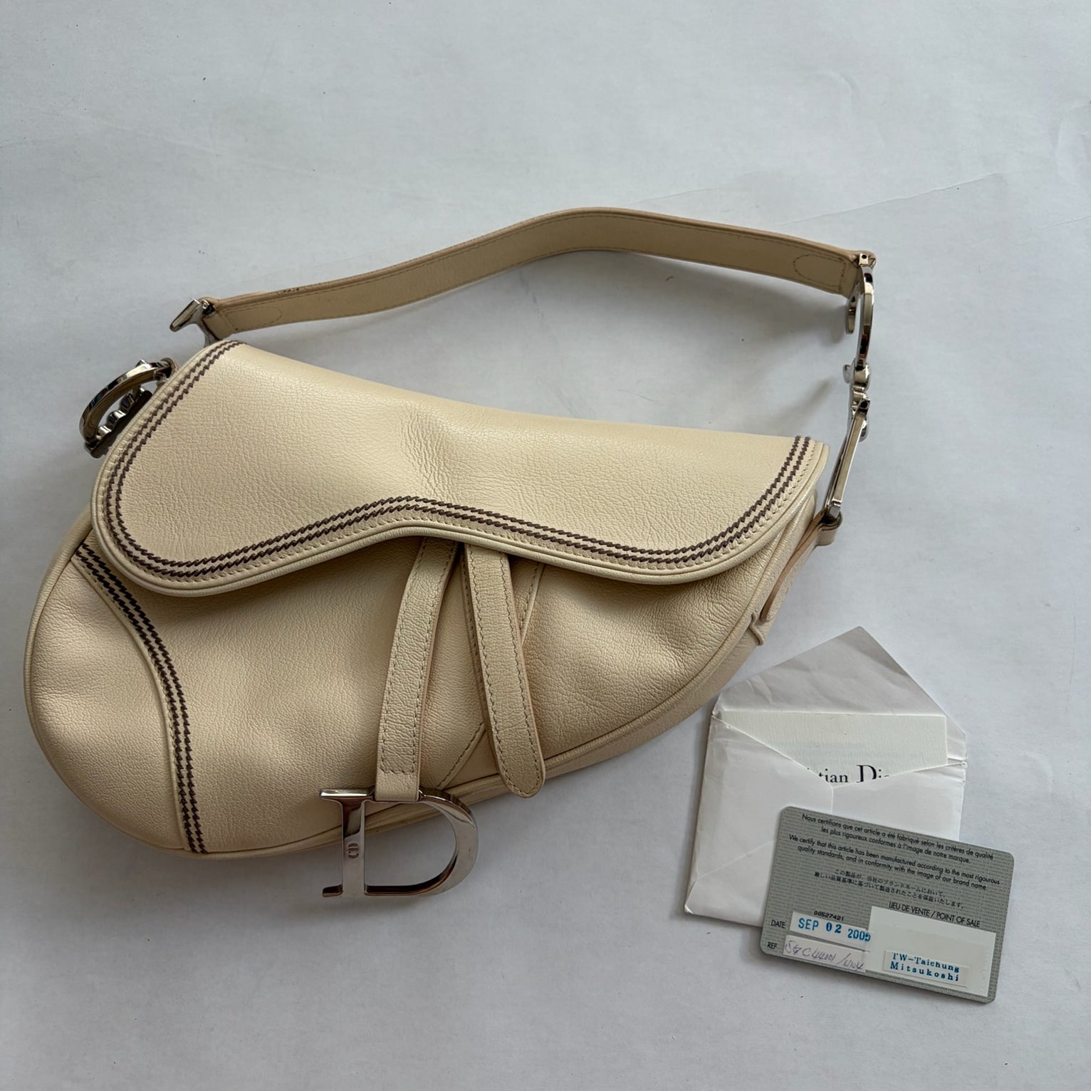 christian dior 2000s white saddle bag