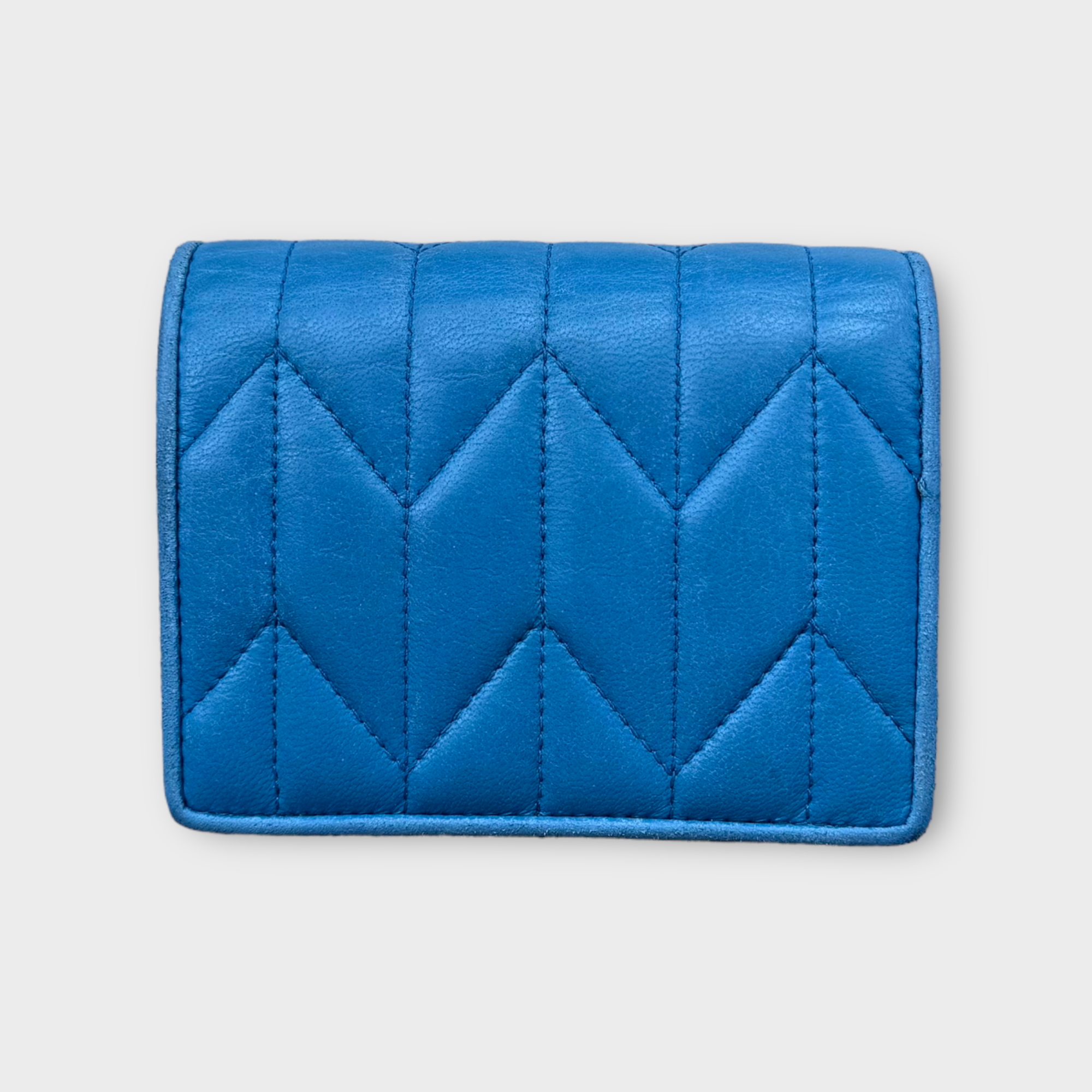 miu miu blue wallet