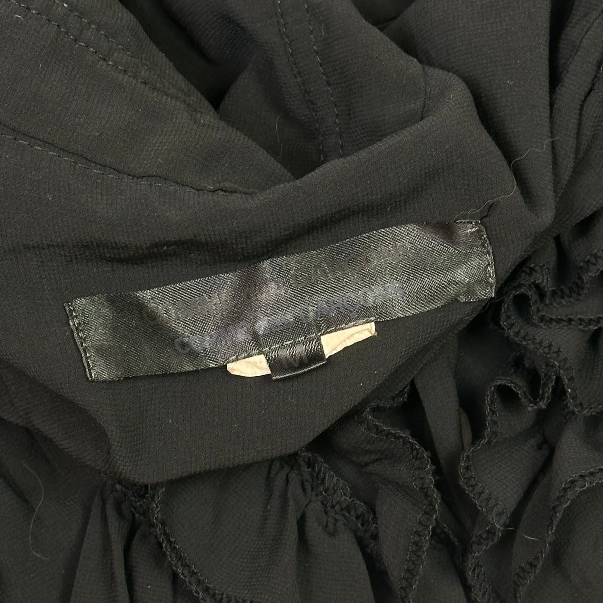 comme des garçons black ruffle top