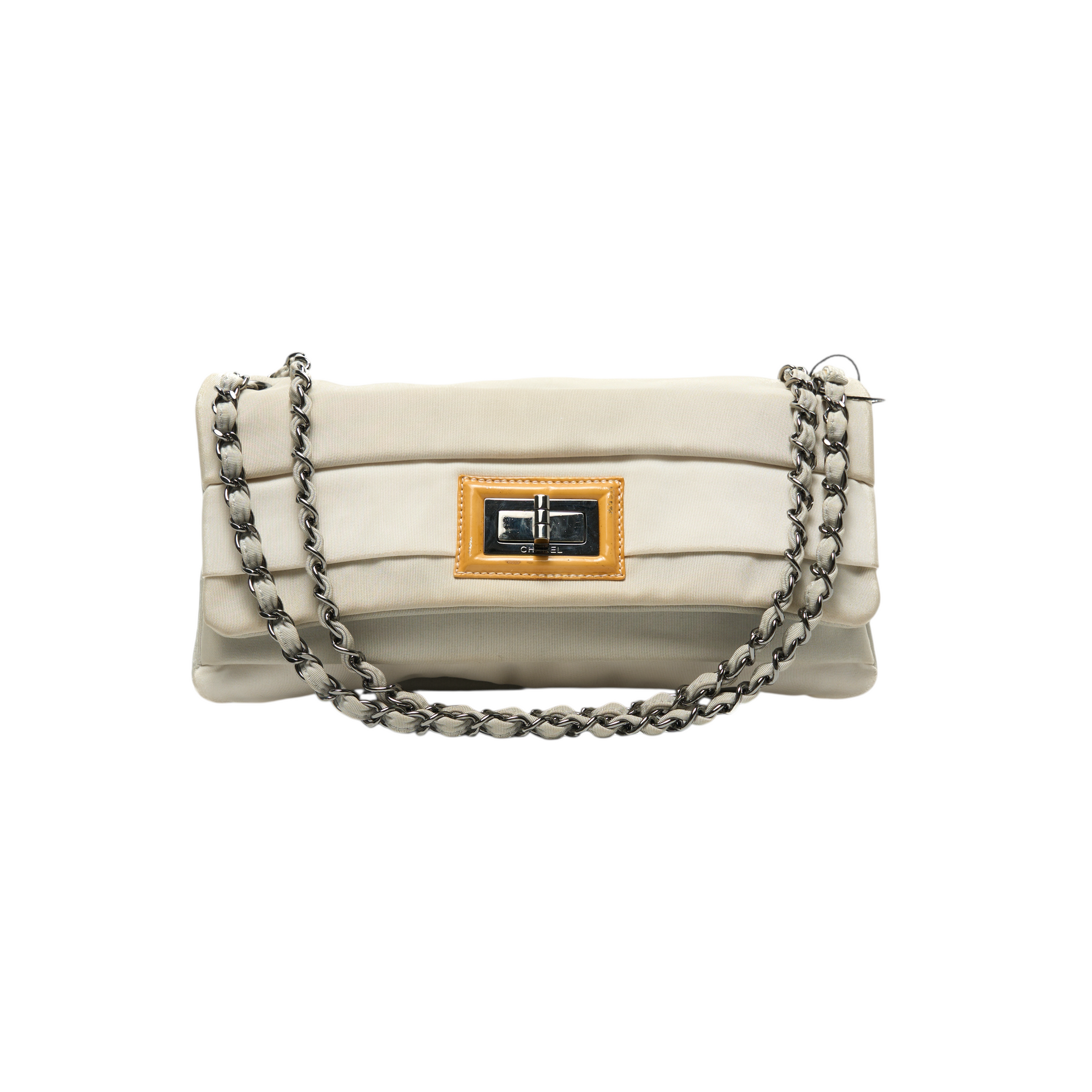 chanel 2000s cream 2.55 flap bag