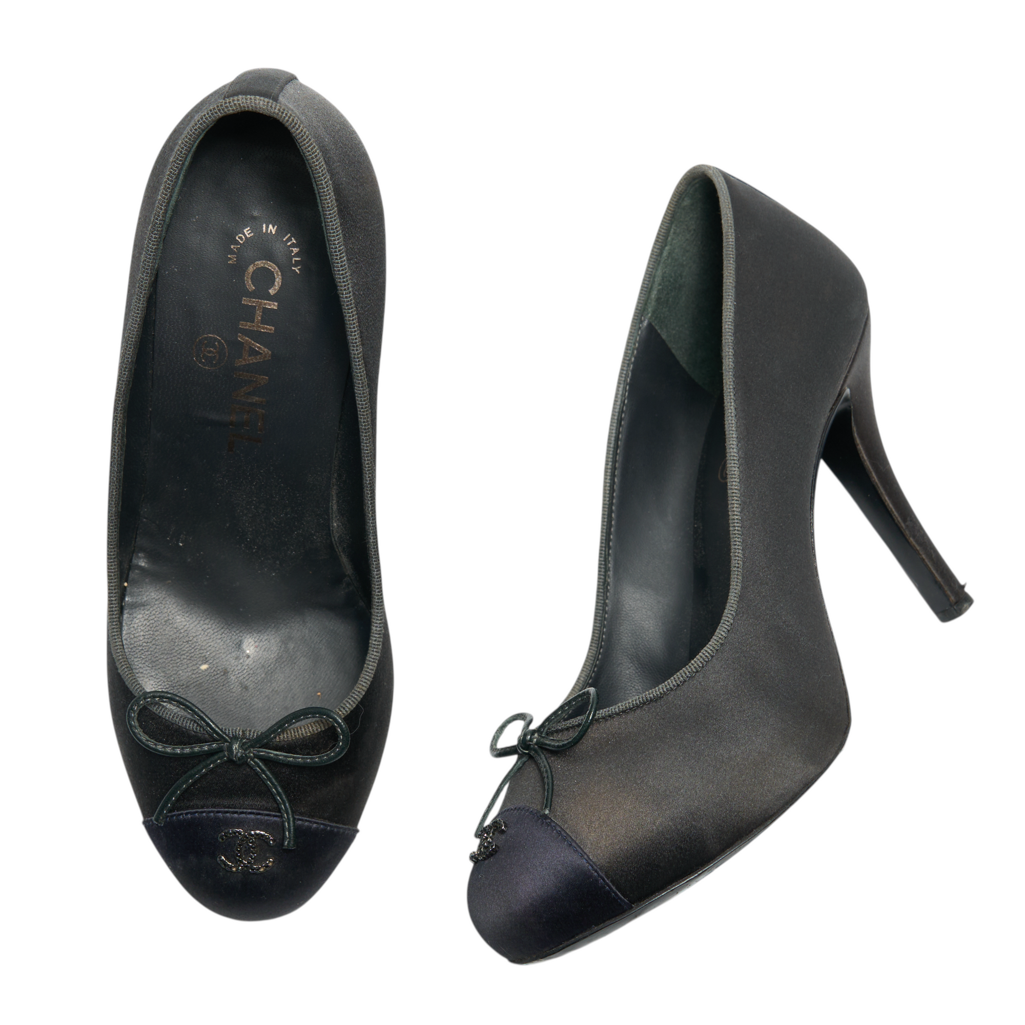 chanel 2000s black satin pump heels
