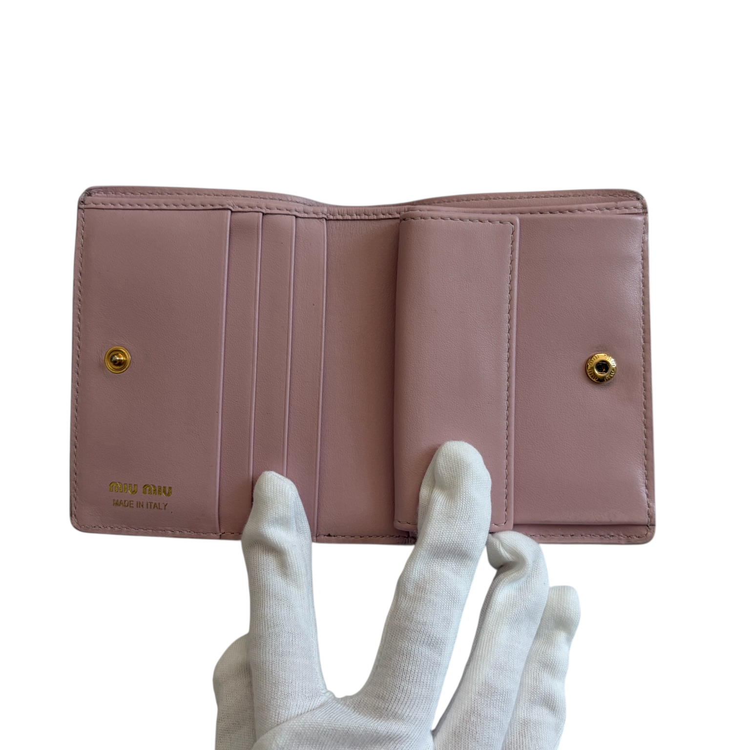miu miu pink crocodile wallet