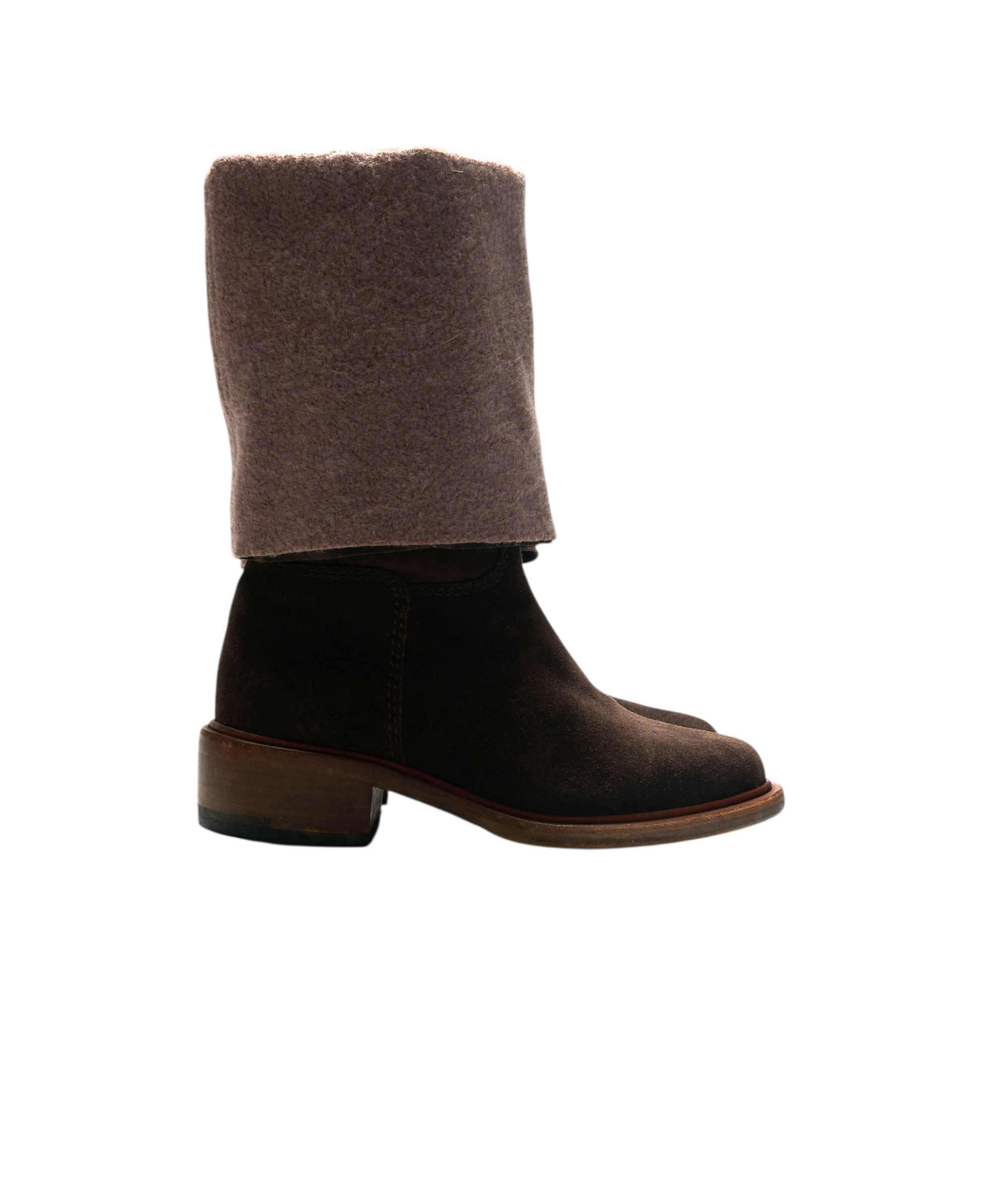 chanel 2000s brown boots