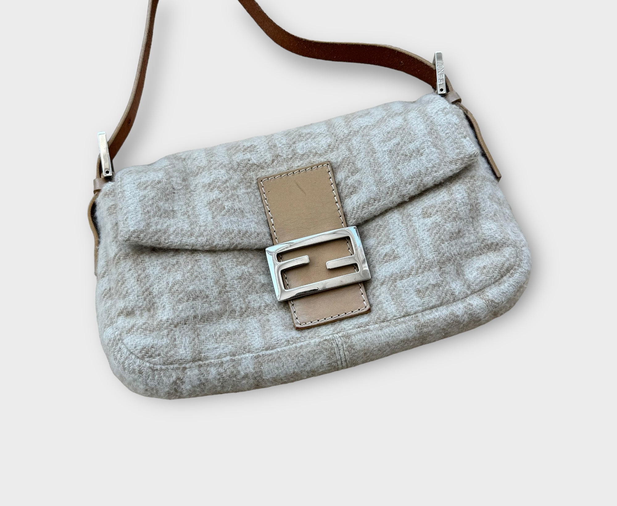 fendi wool baguette