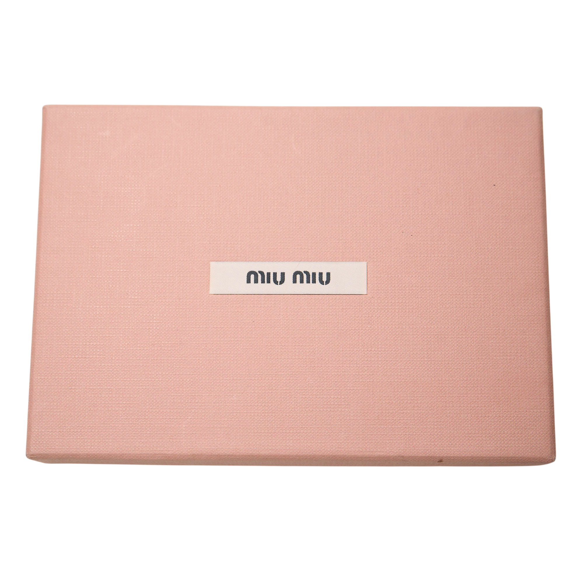 miu miu silver heart wallet on chain