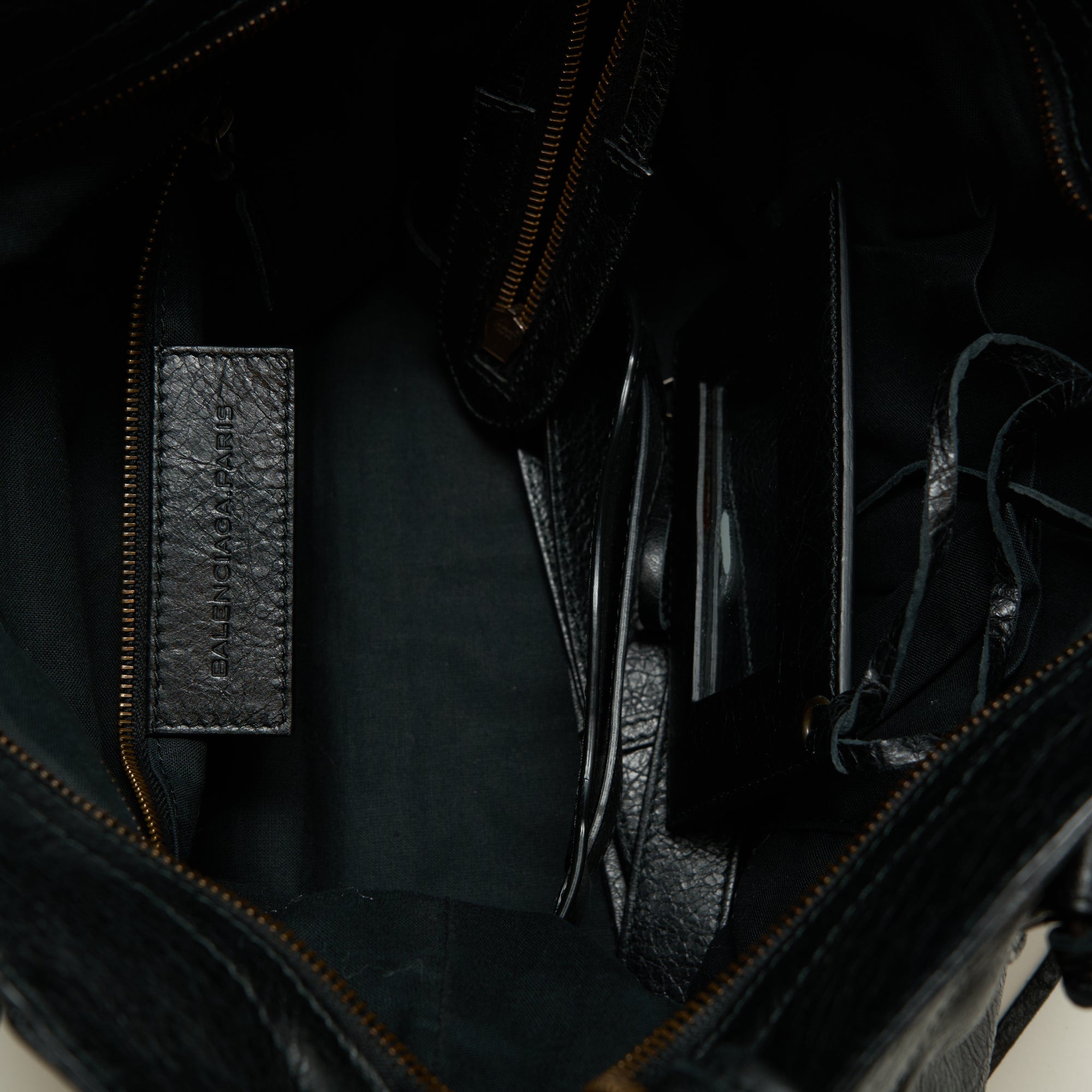 balenciaga 2000s black city bag