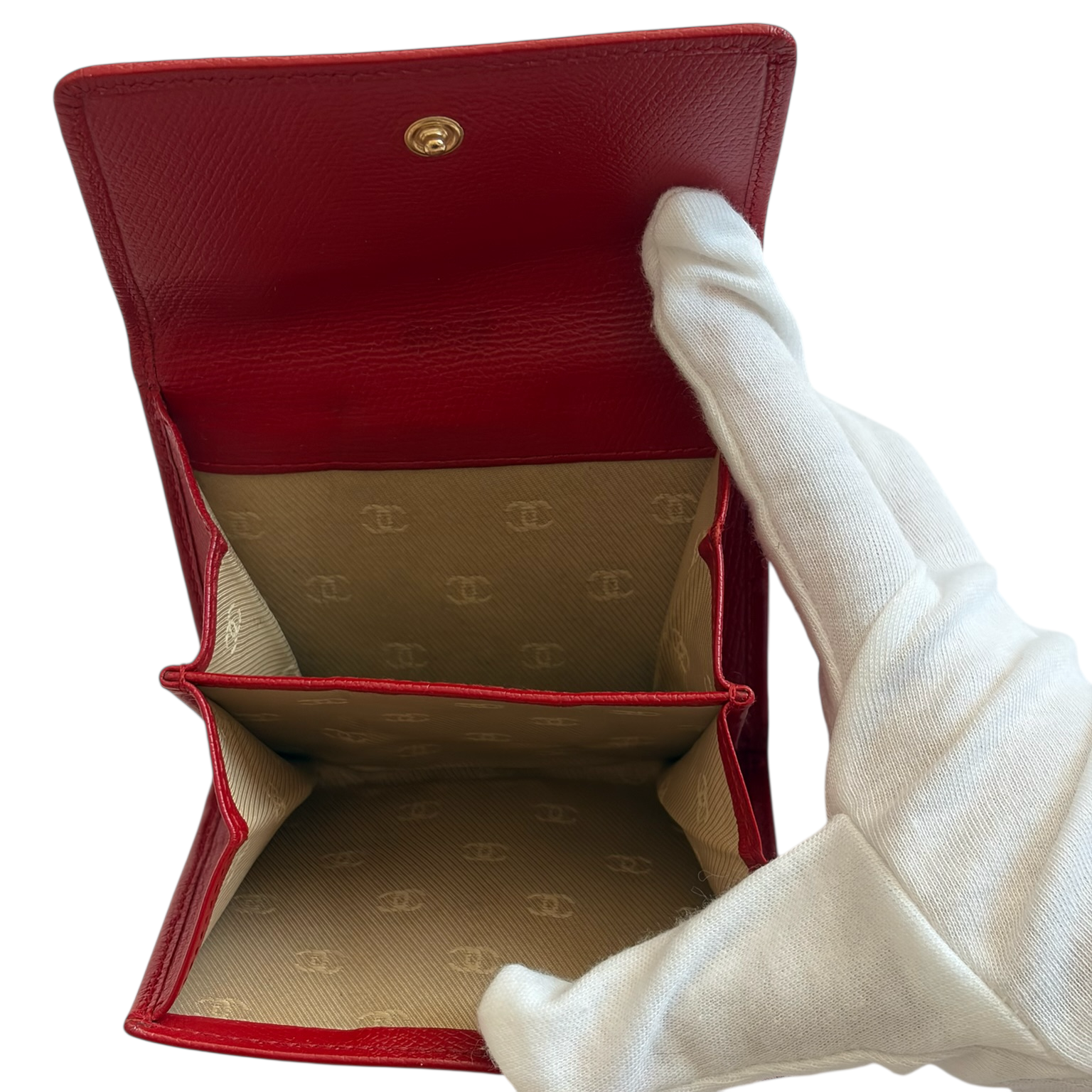 chanel 2000s red wallet