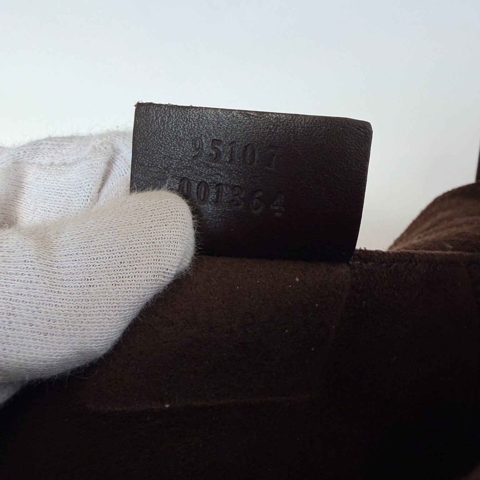 gucci 2000s brown suede bag