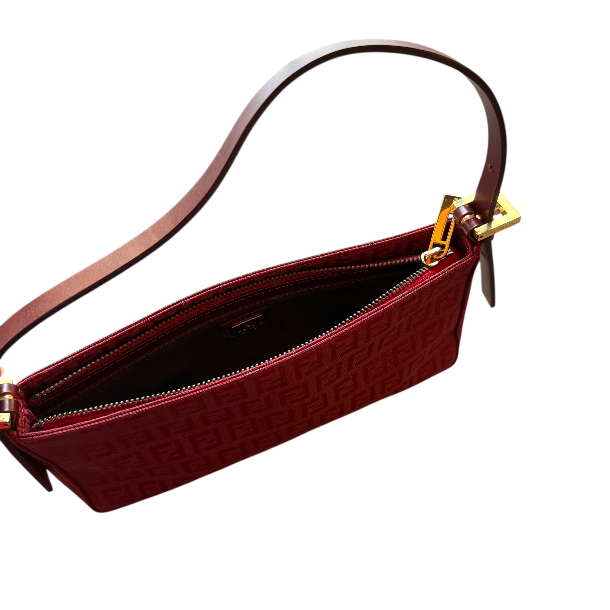 fendi 2000s red shoulder bag
