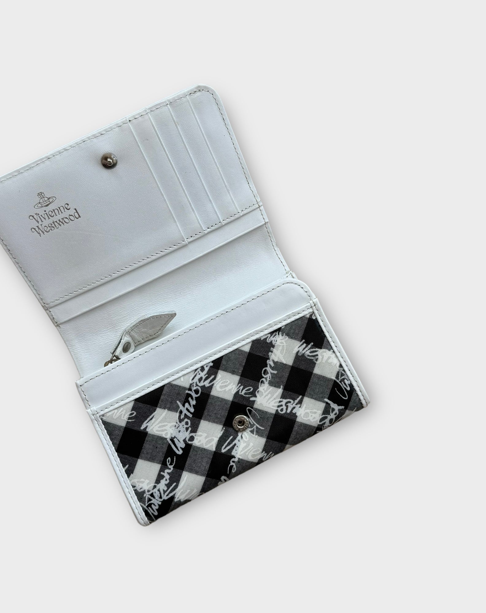 vivienne westwood black and white wallet