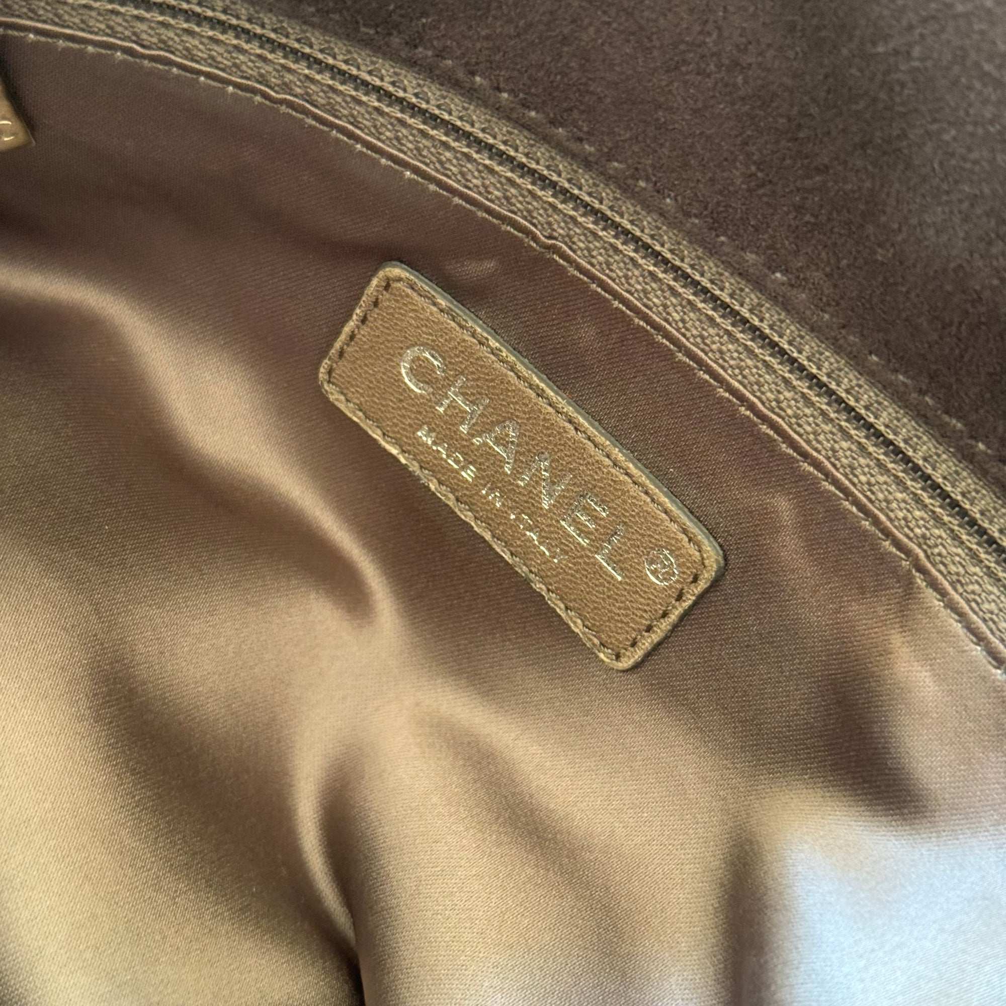 chanel gray 2000s shoulder bag