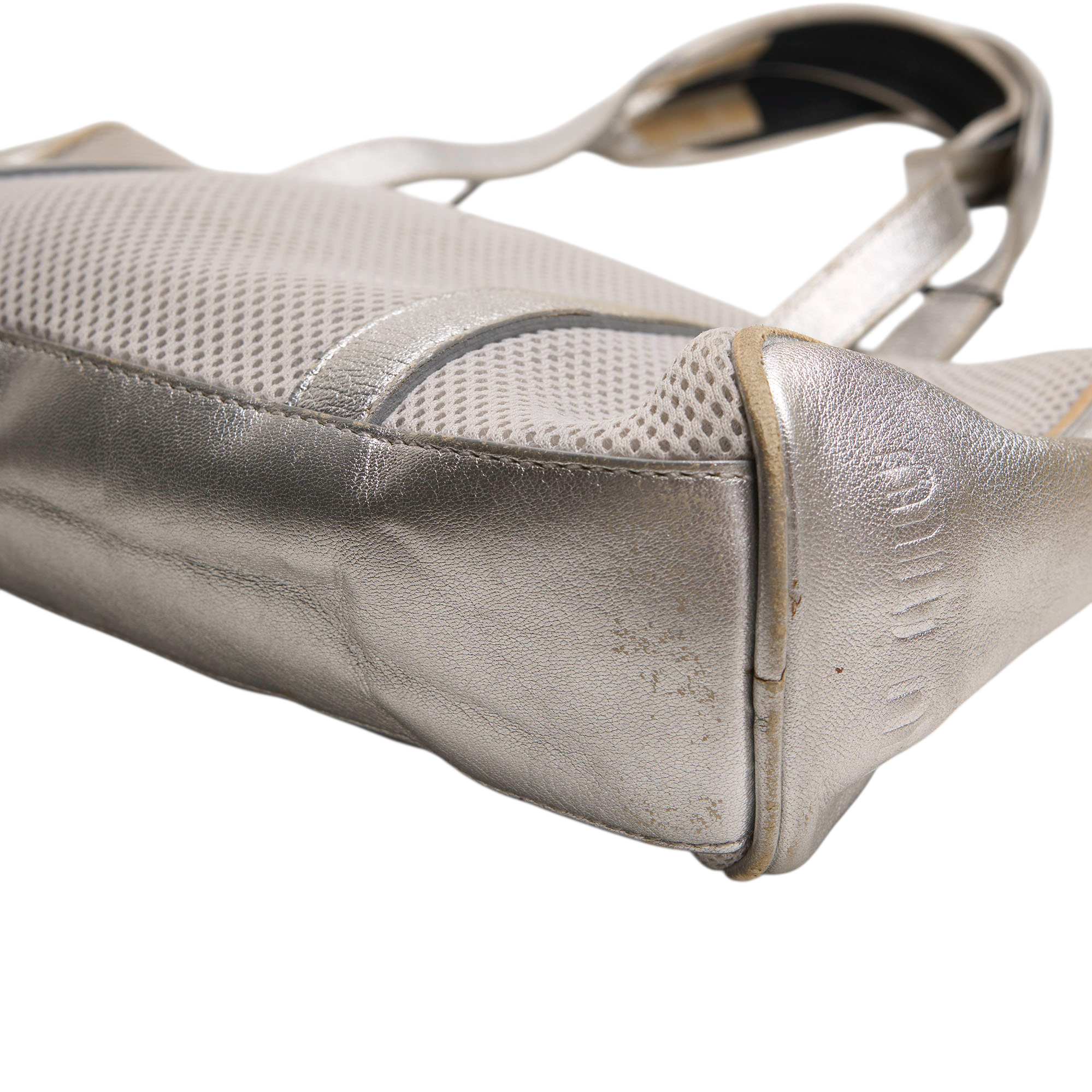 miu miu ss2000 silver bag