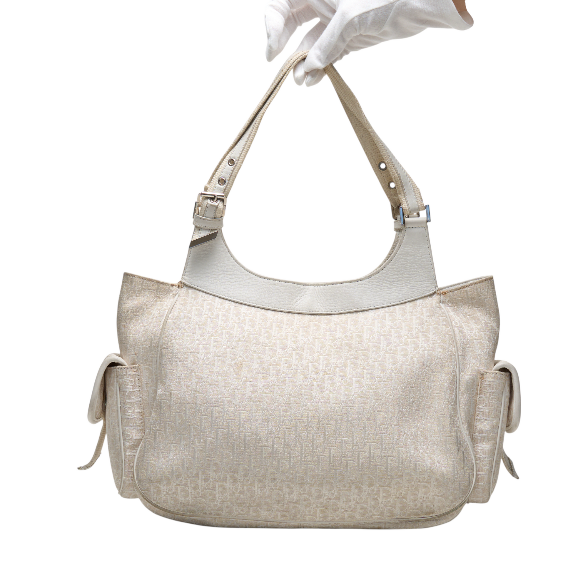 christian dior 2000s white trotter bag