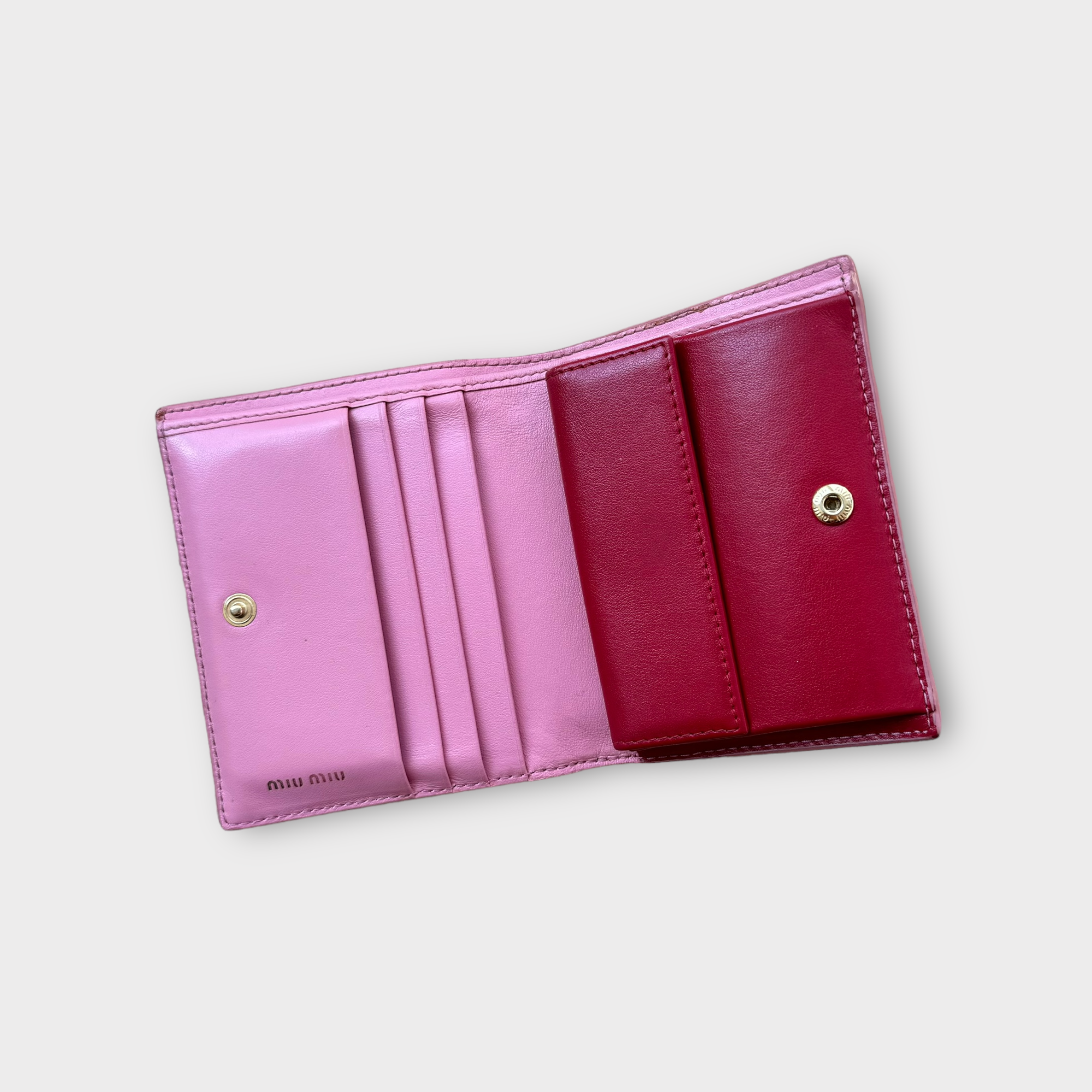 miu miu pink heart wallet