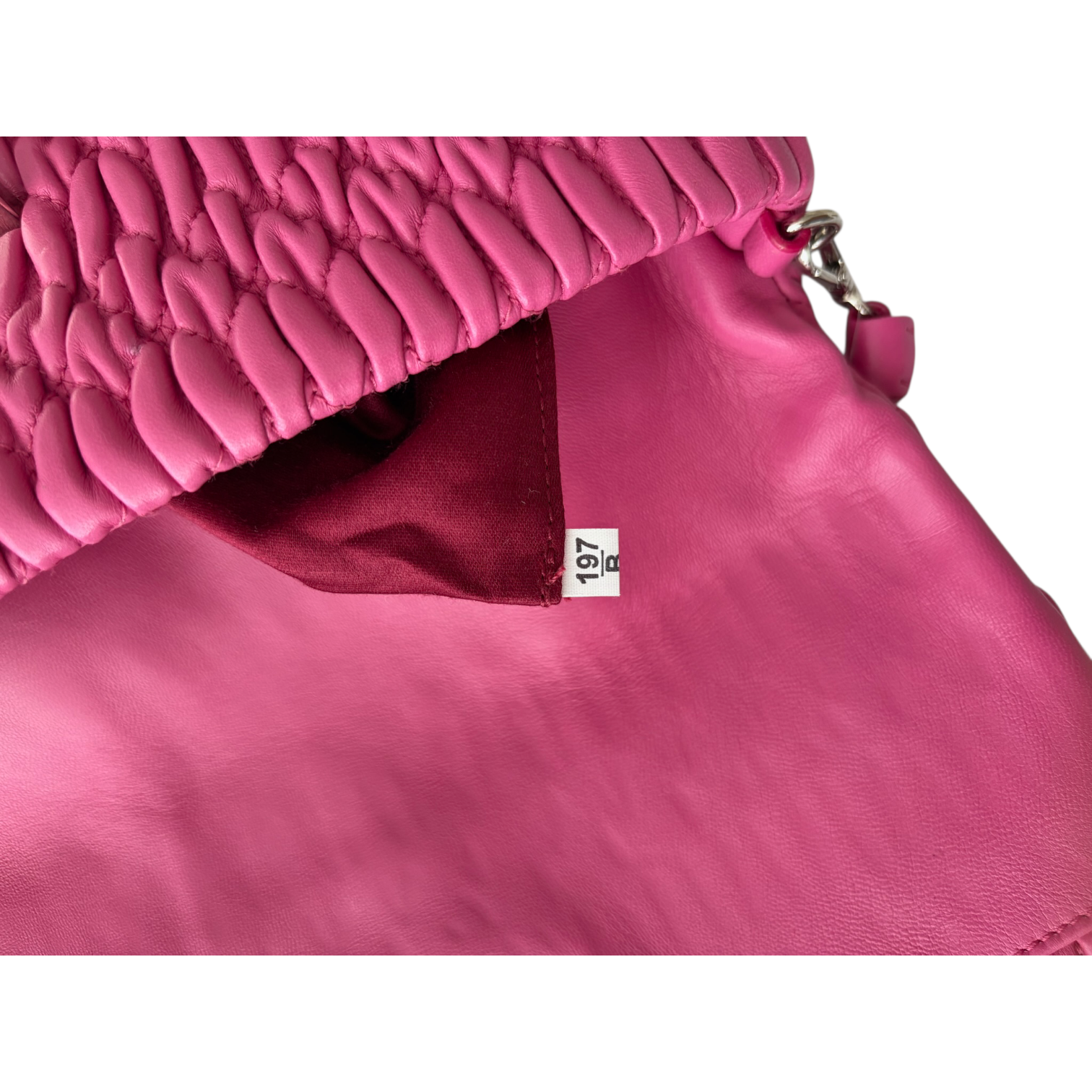 miu miu pink matelassé shoulder bag