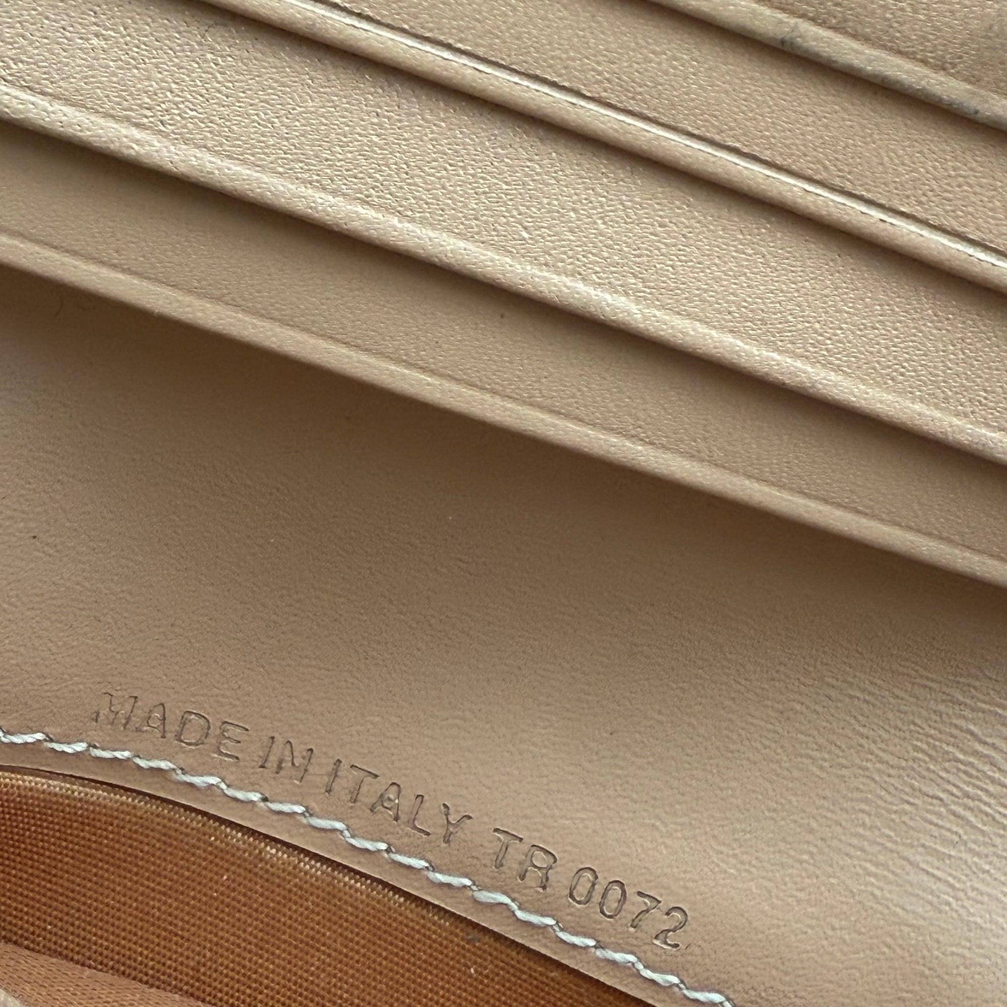christian dior 2000s saddle wallet