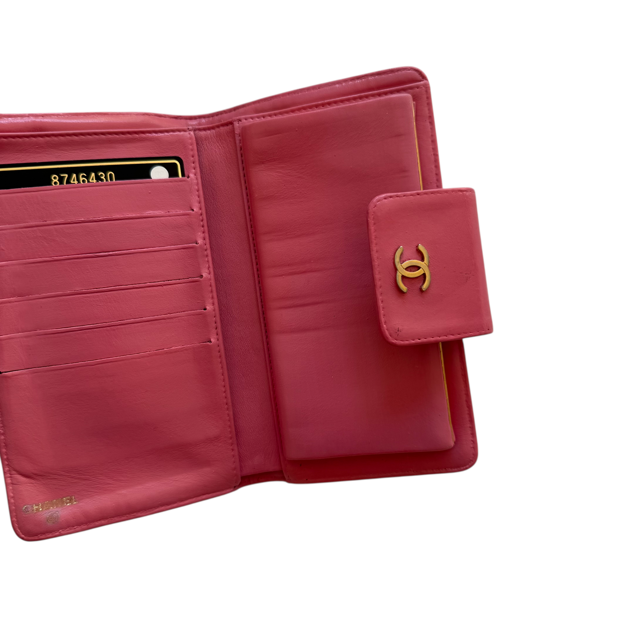 chanel 2000s pink wallet