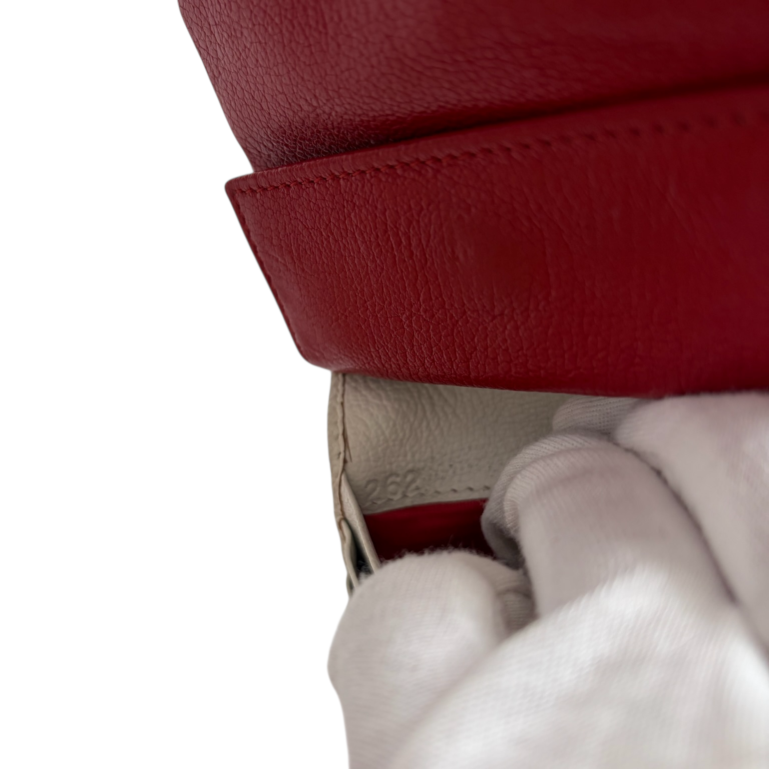 miu miu white heart wallet