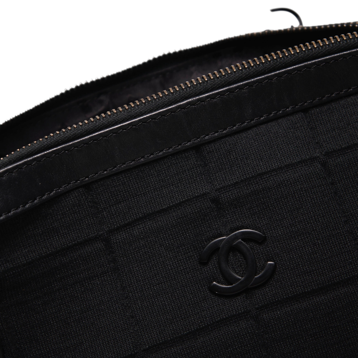 chanel 2000s black shoulder bag