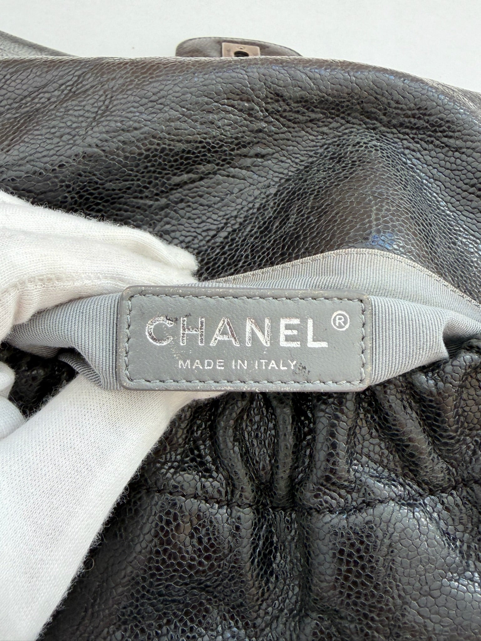 chanel 2000s black ruched shoulder bag