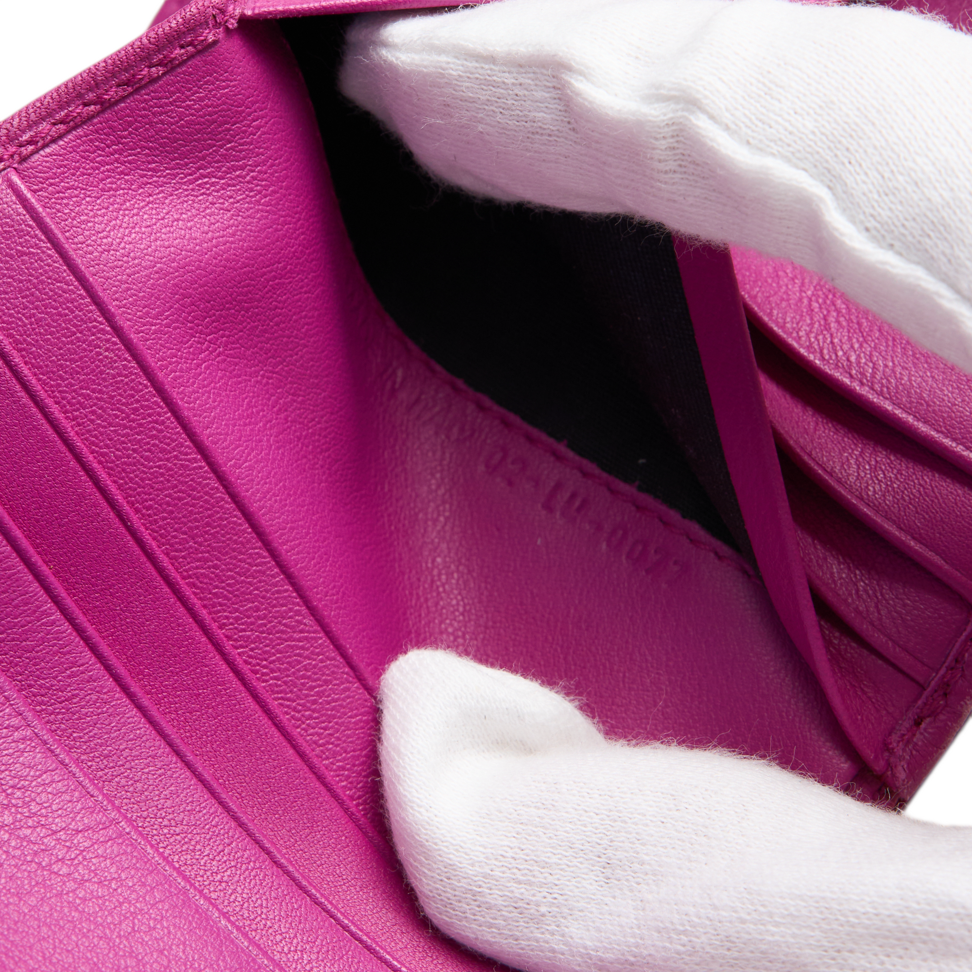 christian dior 2000s pink wallet