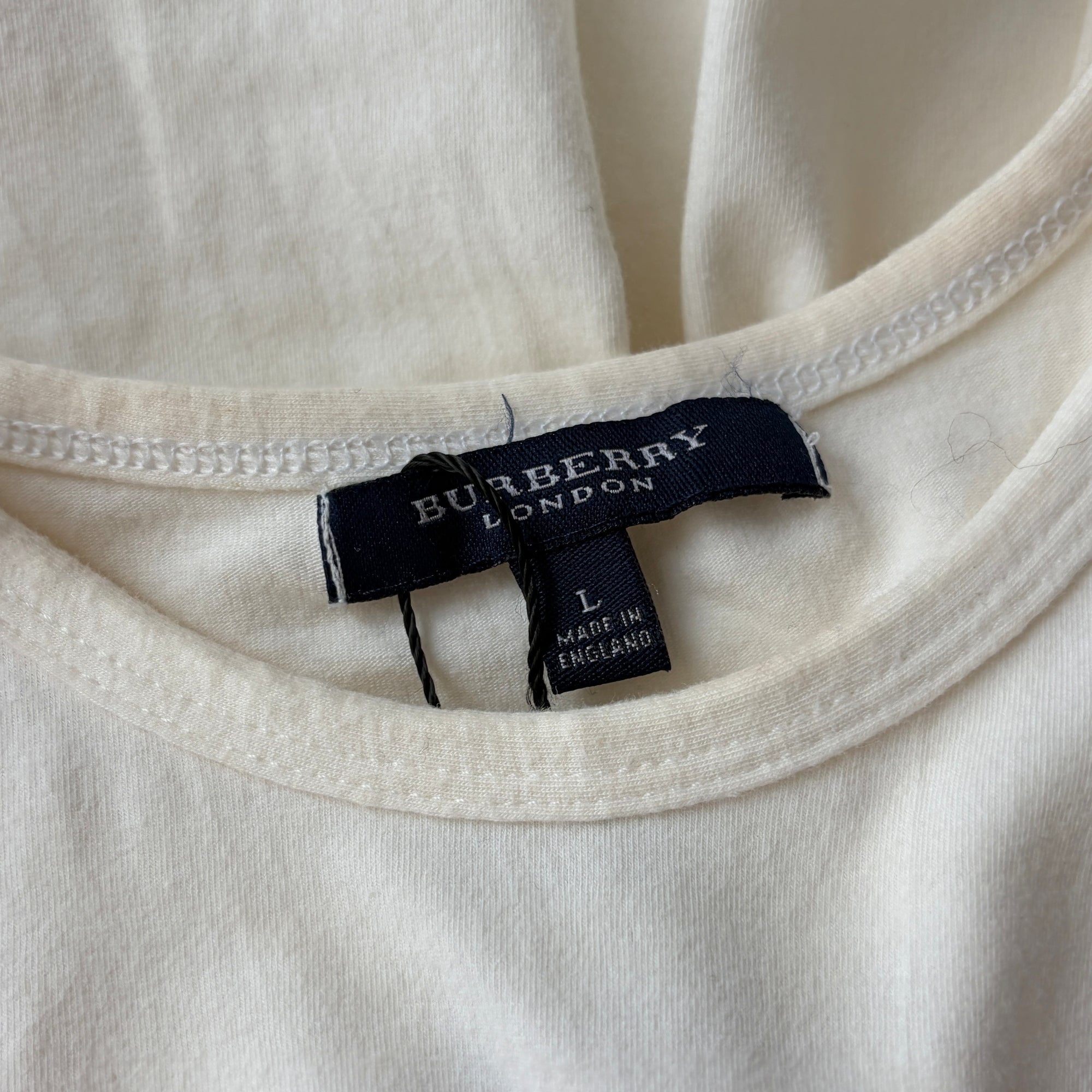 burberry white flag top