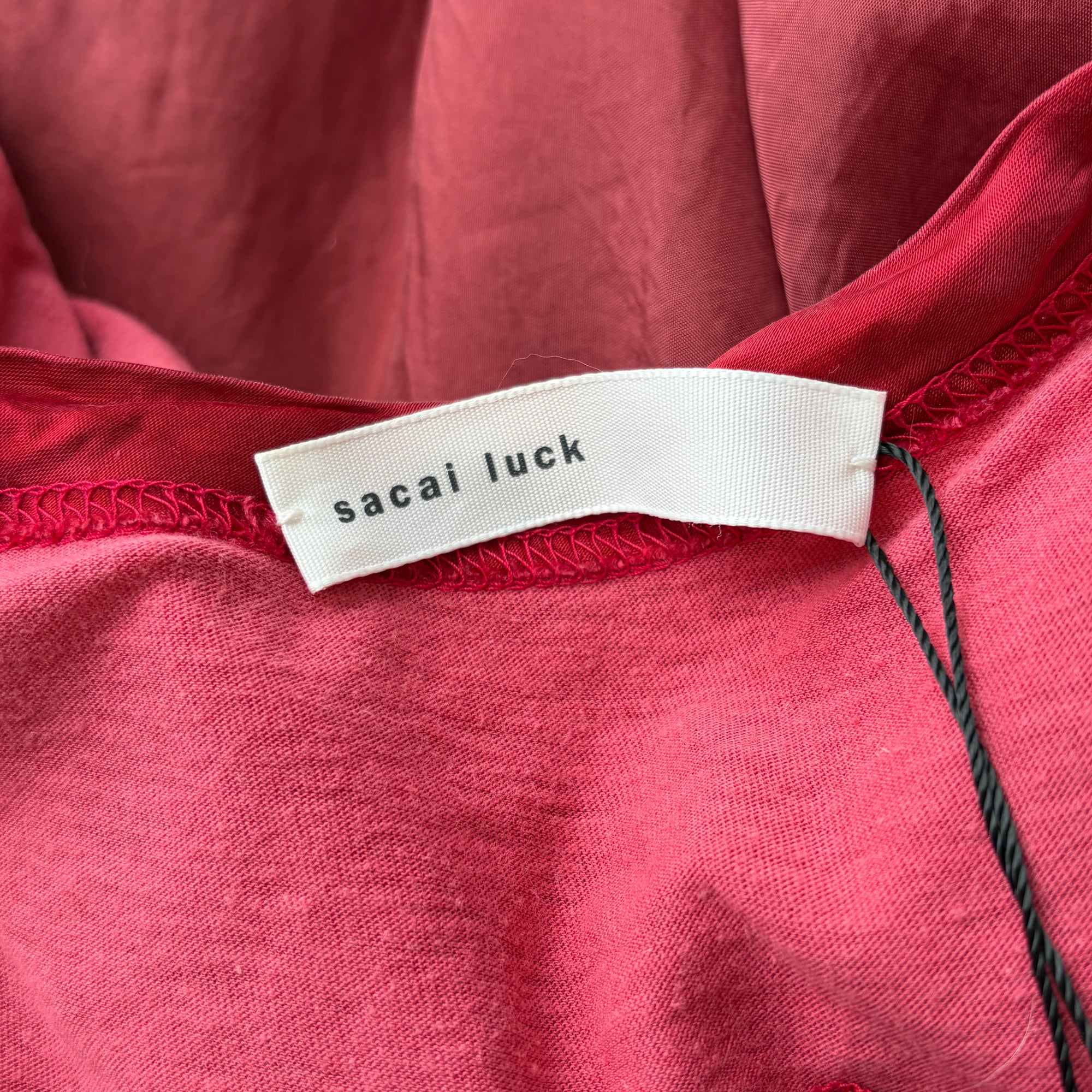 sacai red top