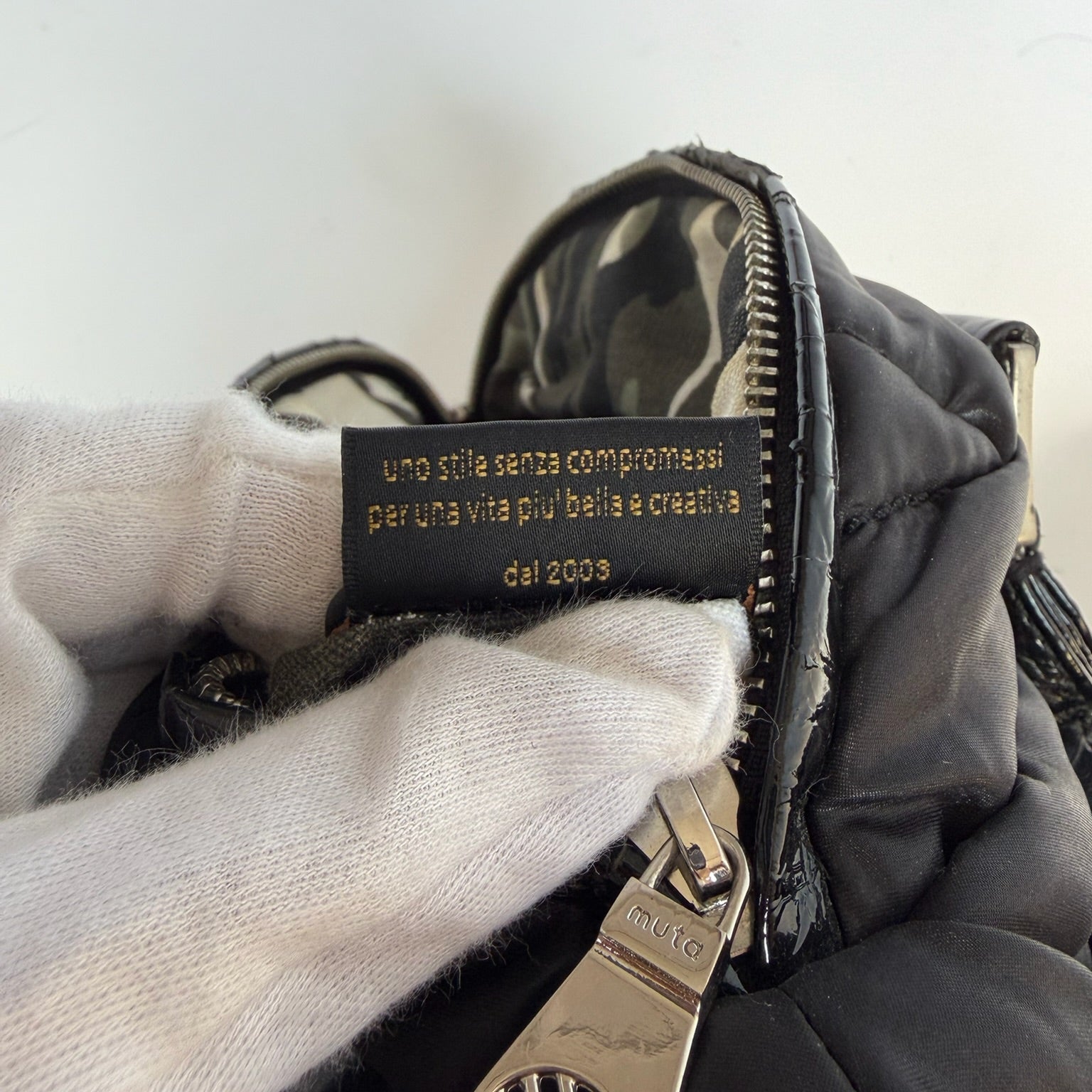muta 8 black mini puffer bag