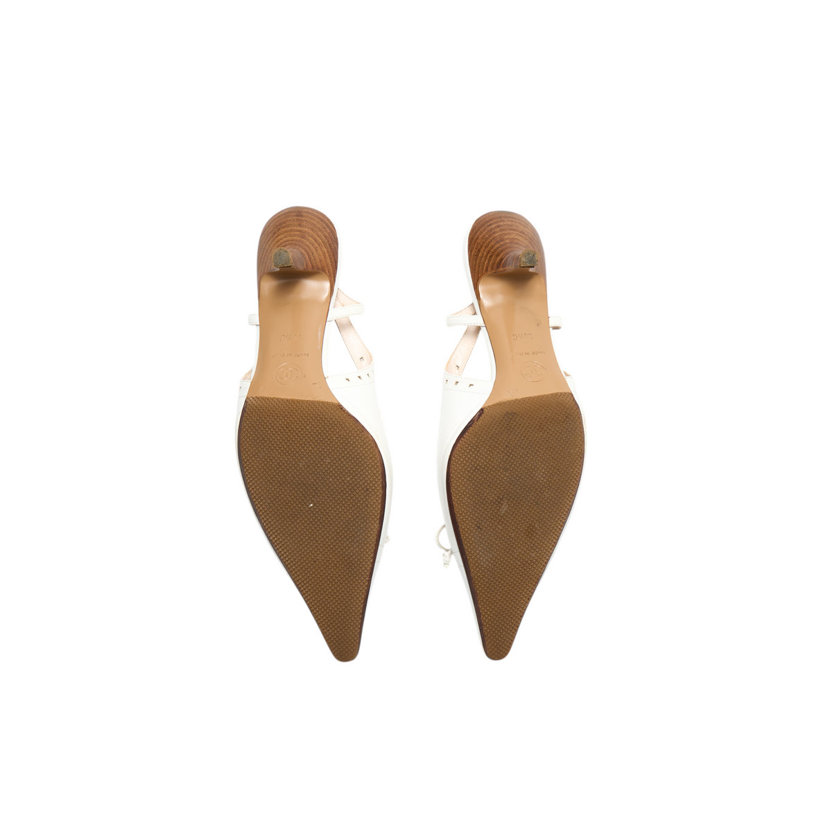 chanel 2000s white pointed kitten heels