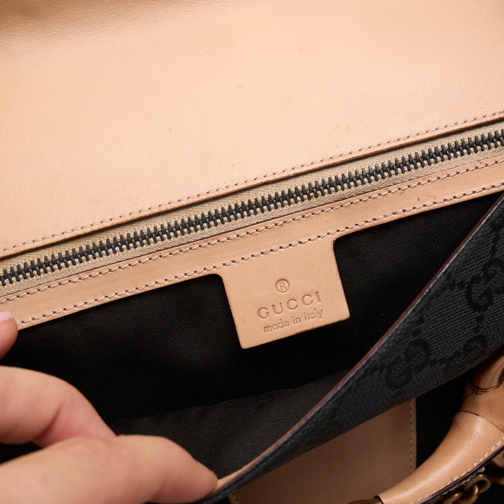 gucci 2000s black horsebit bag