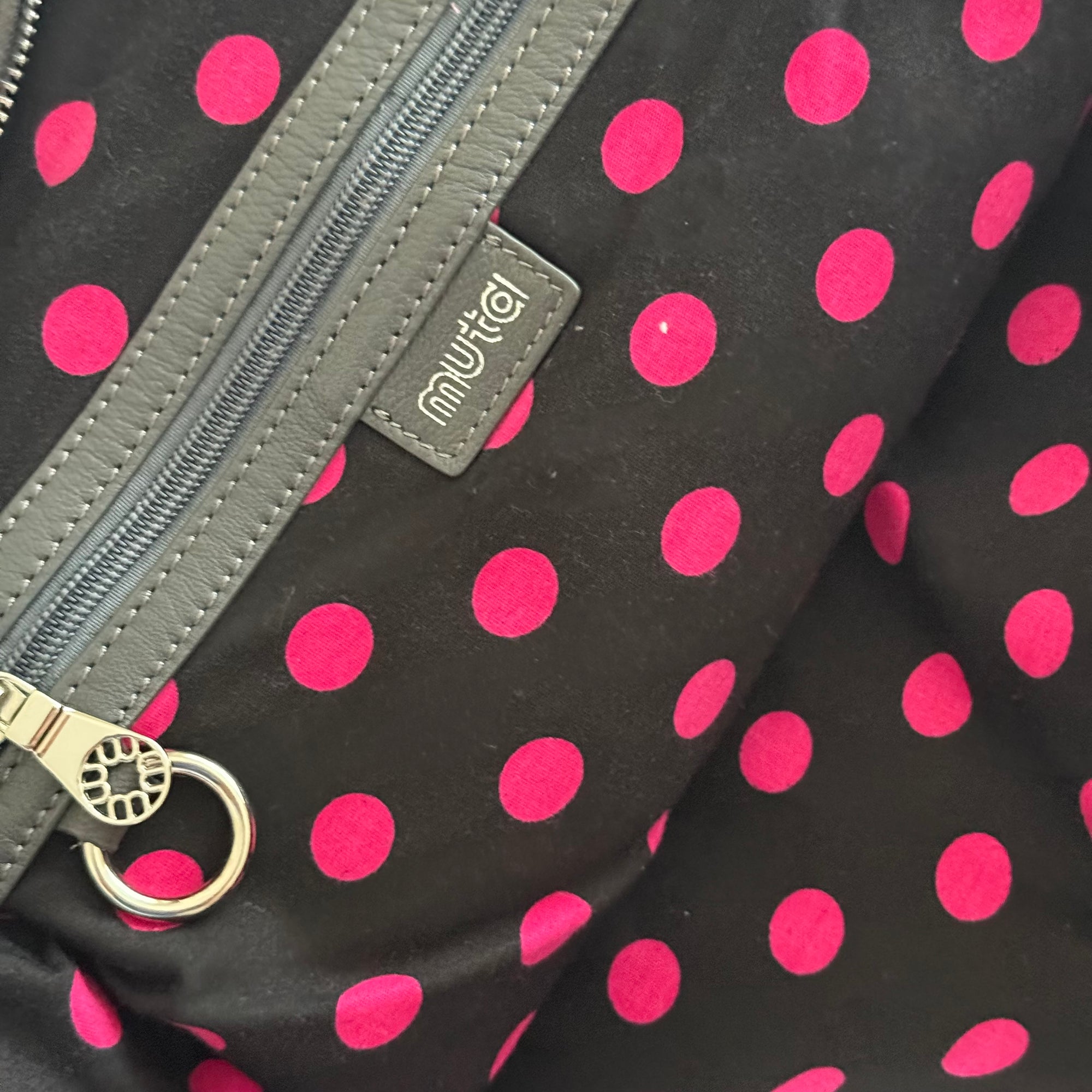 muta gray 8 bag