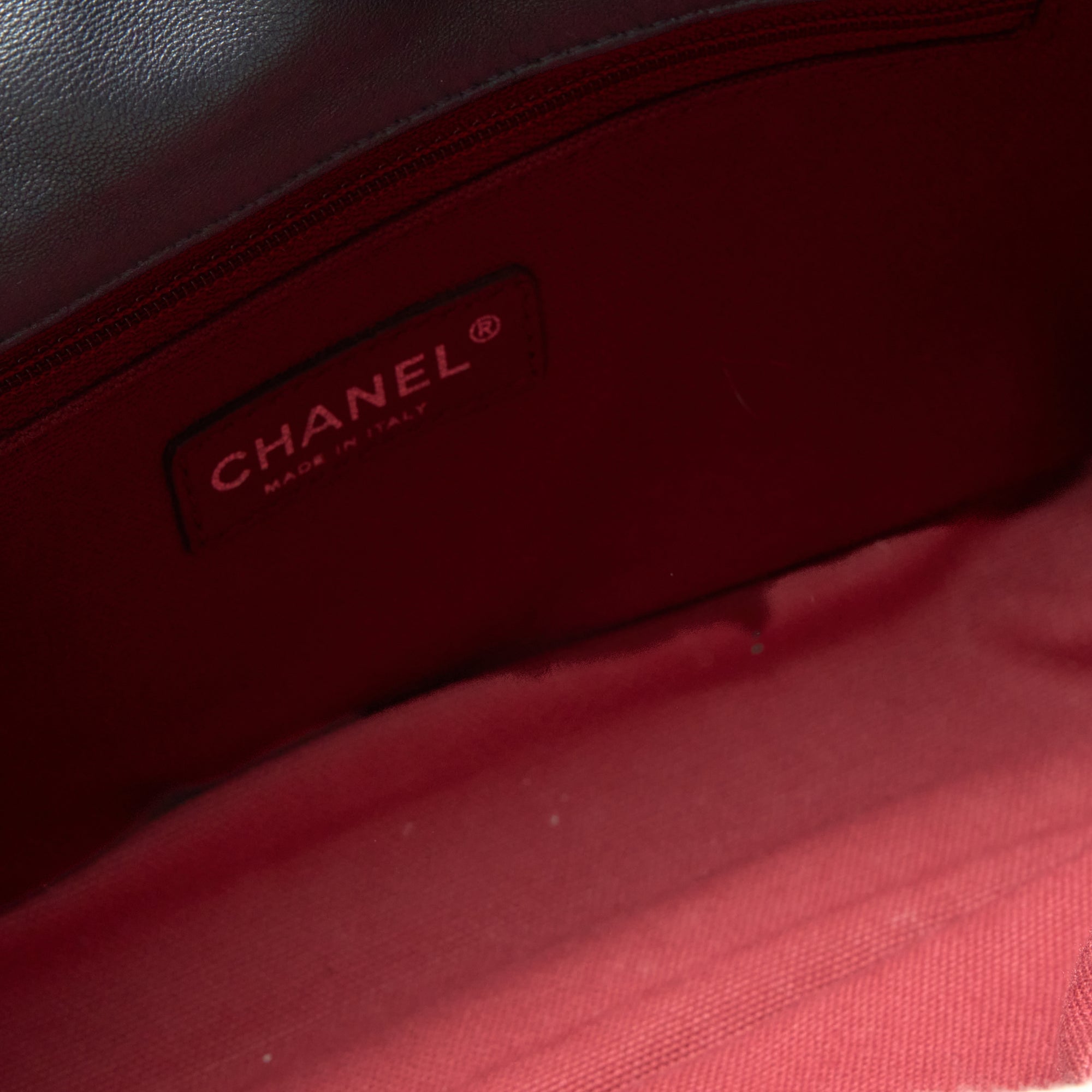 chanel 2000s black flap bag