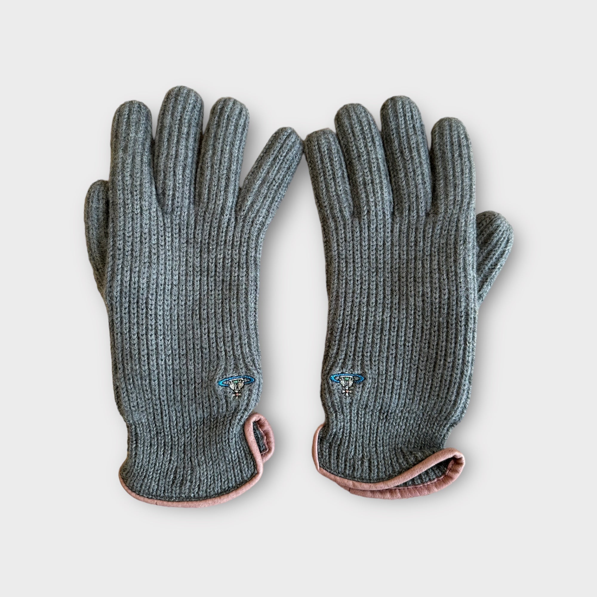 vivienne westwood light blue ribbed gloves