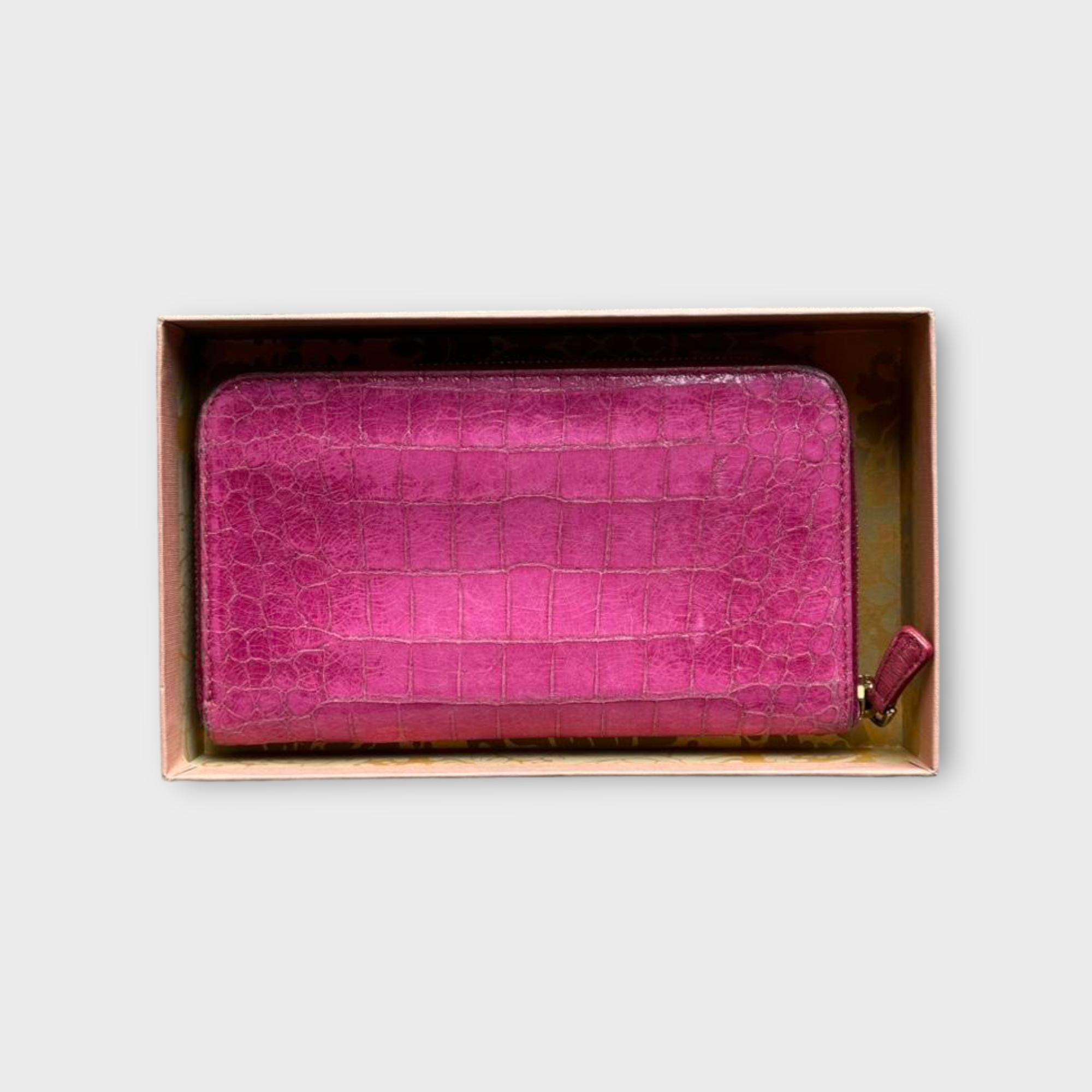 miu miu 2000s pink crocodile wallet