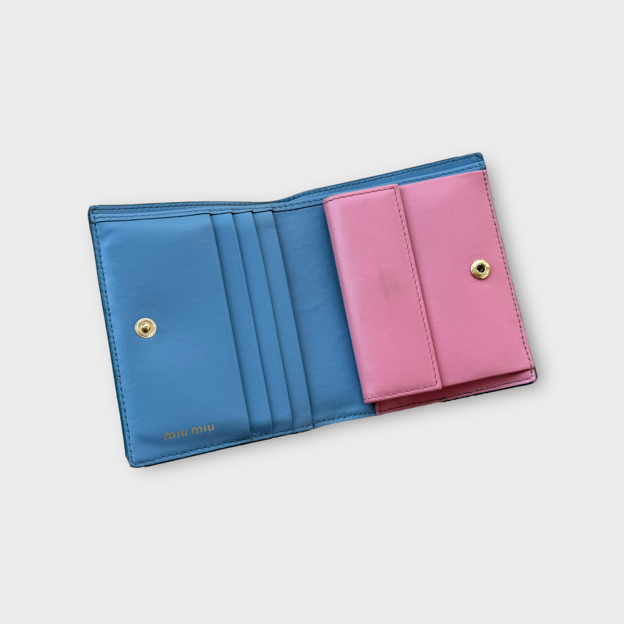 miu miu blue bow wallet