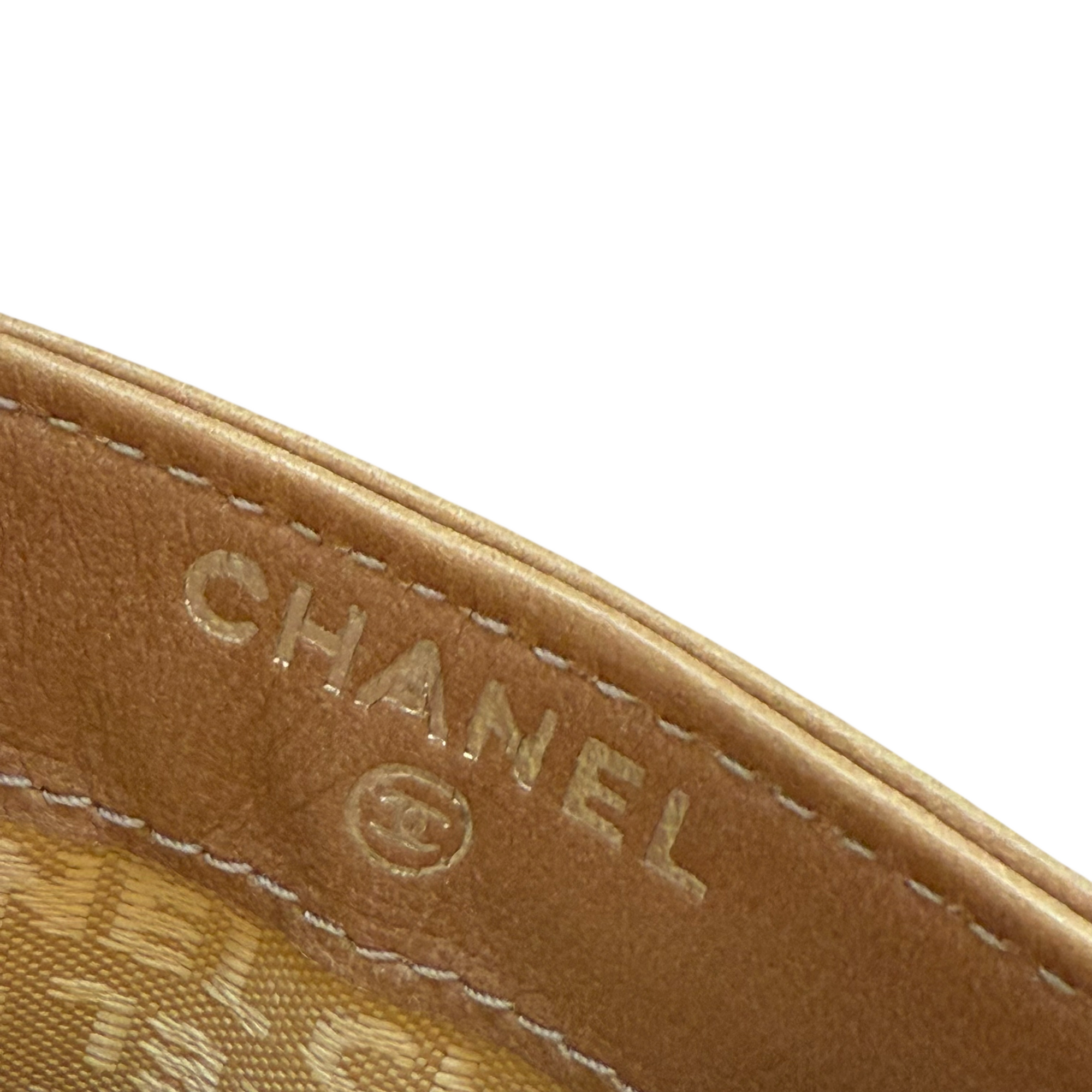 chanel 2000s black cardholder