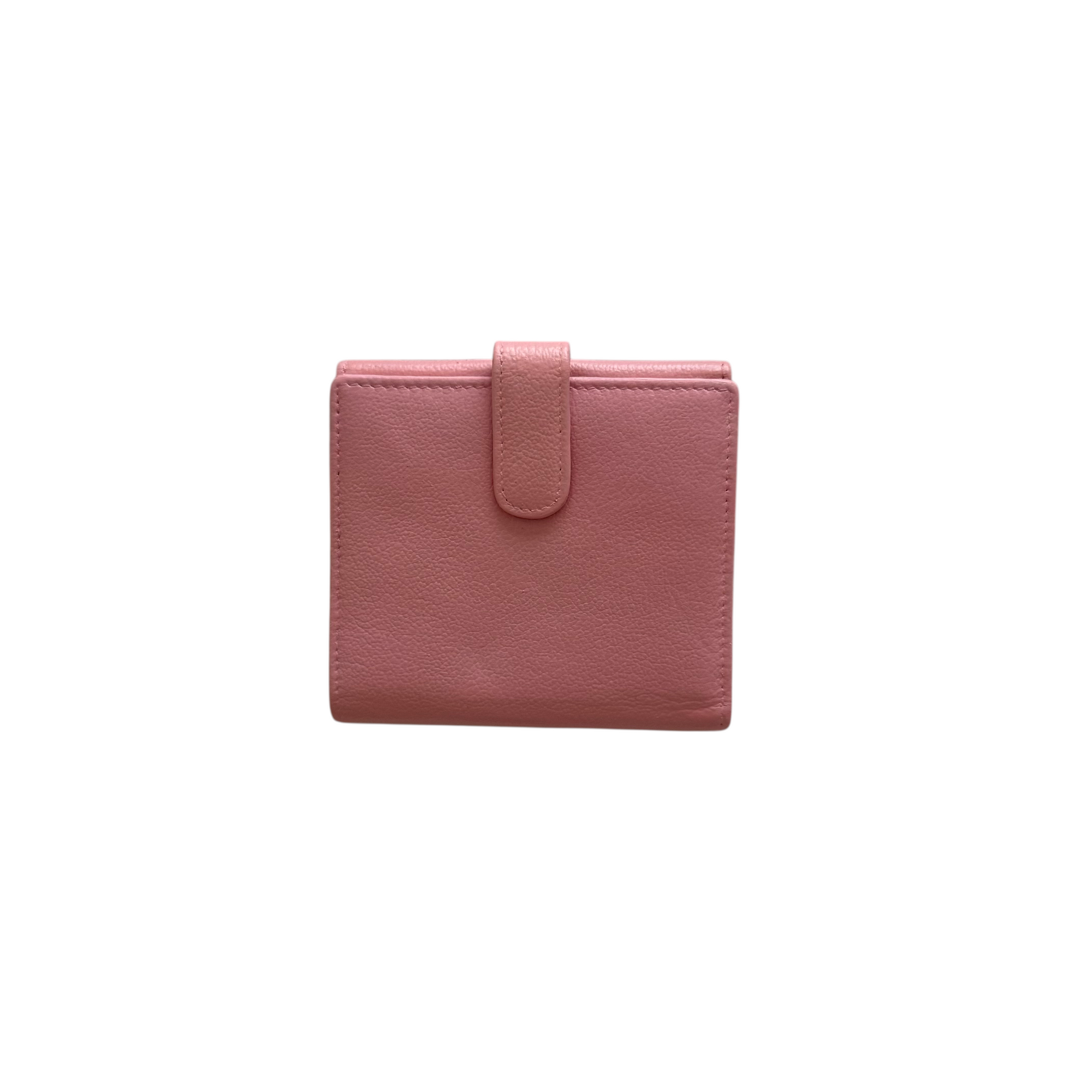 chanel 2000s pink wallet