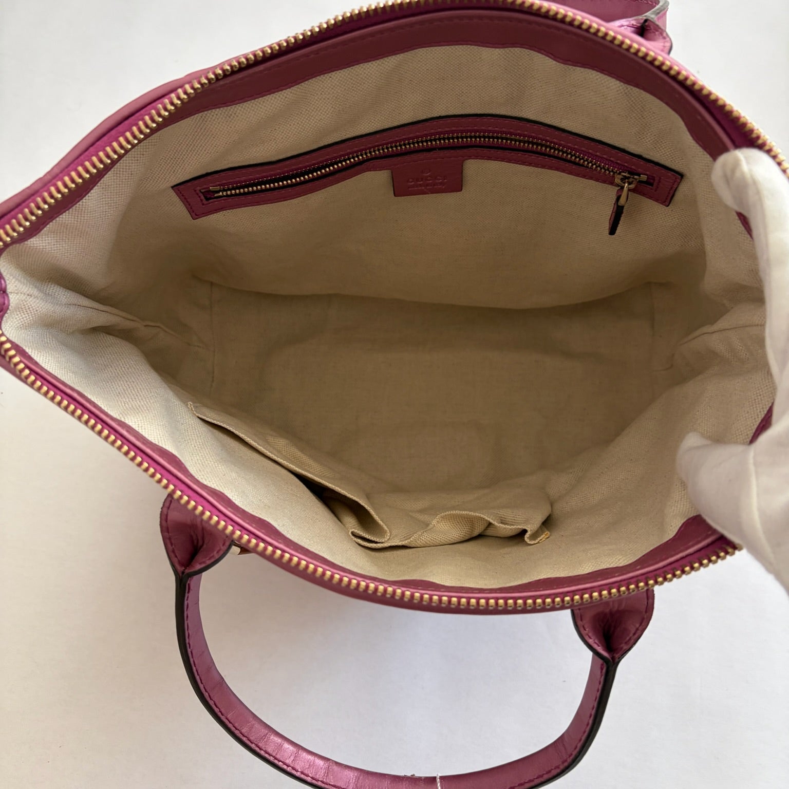gucci 2000s metallic pink bag
